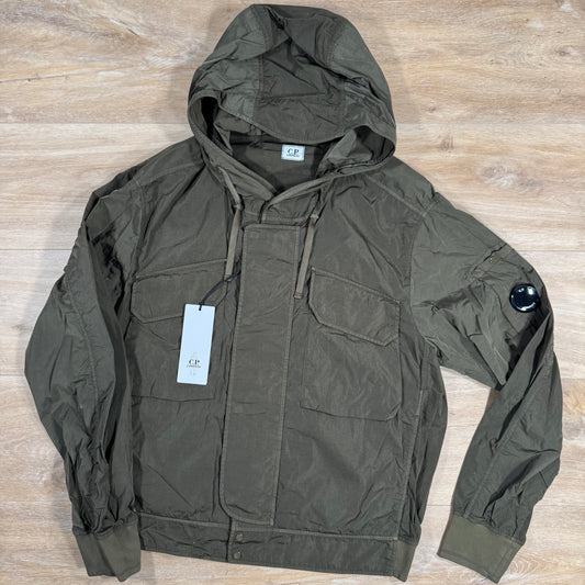 C.P. Company Chrome-R Hooded Lens Jacket in Ivy Green