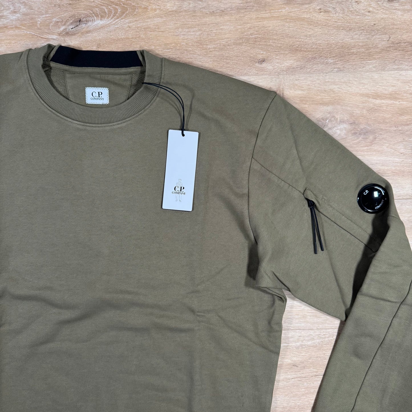 C.P. Company Diagonal Raised Fleece Crewneck Lens Sweatshirt in Capers Green