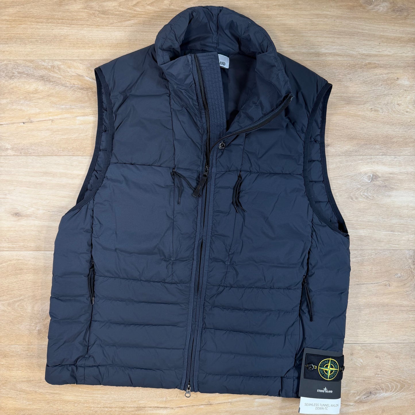 Stone Island Seamless Tunnel Nylon Down-TC Vest in Navy