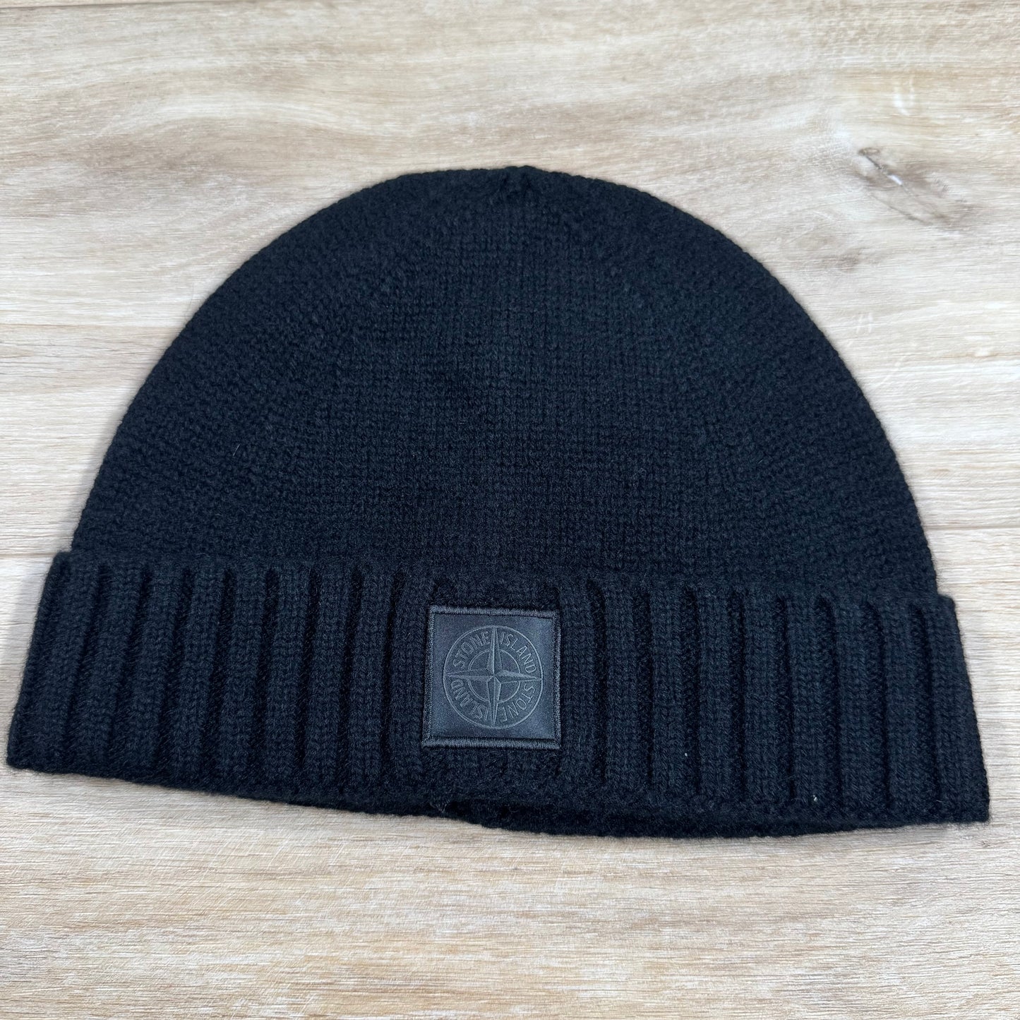 Stone Island Ghost Cashmere Beanie in Black