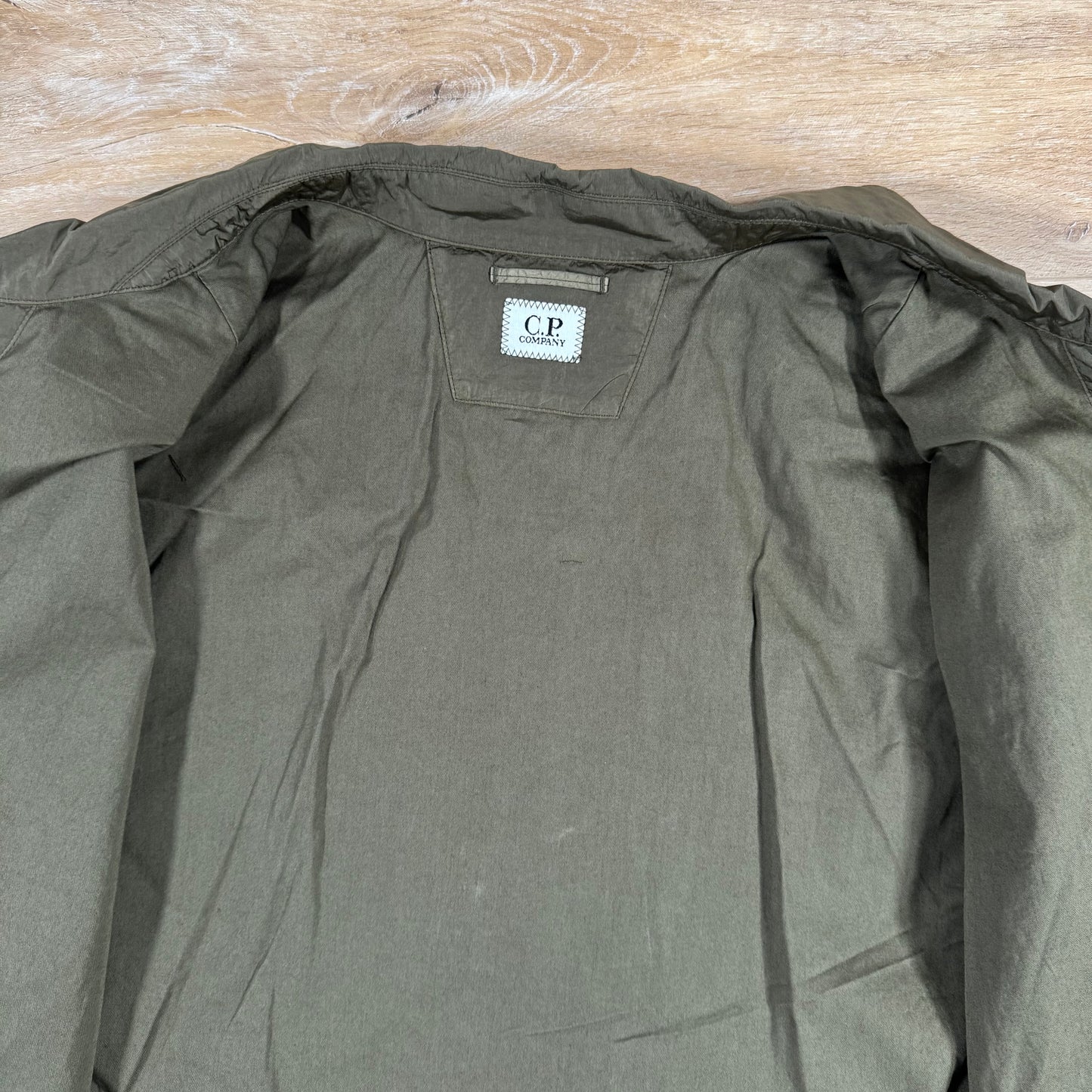 C.P. Company Chrome-R Lens Overshirt in Ivy Green