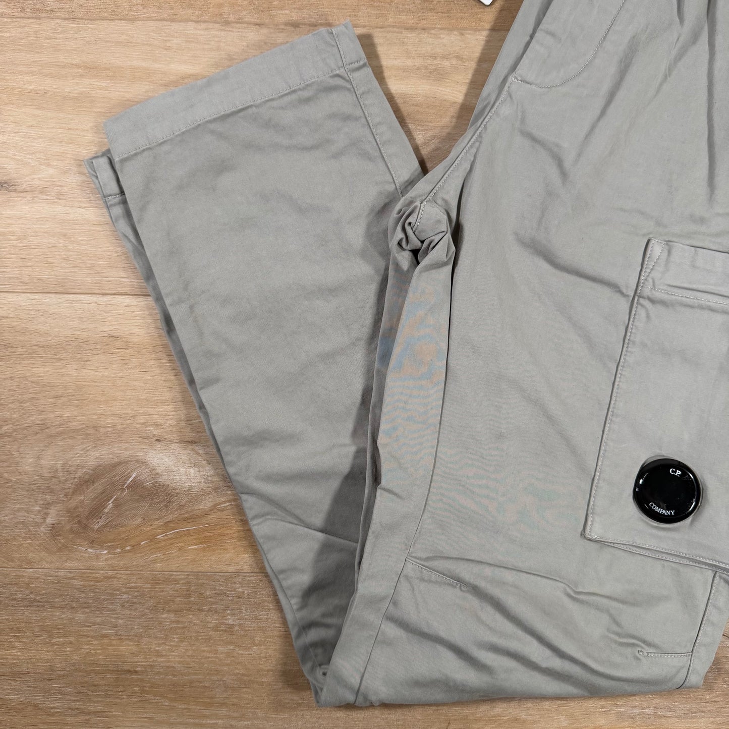C.P. Company Stretch Sateen Regular Lens Cargo Pants in London Fog - Grey