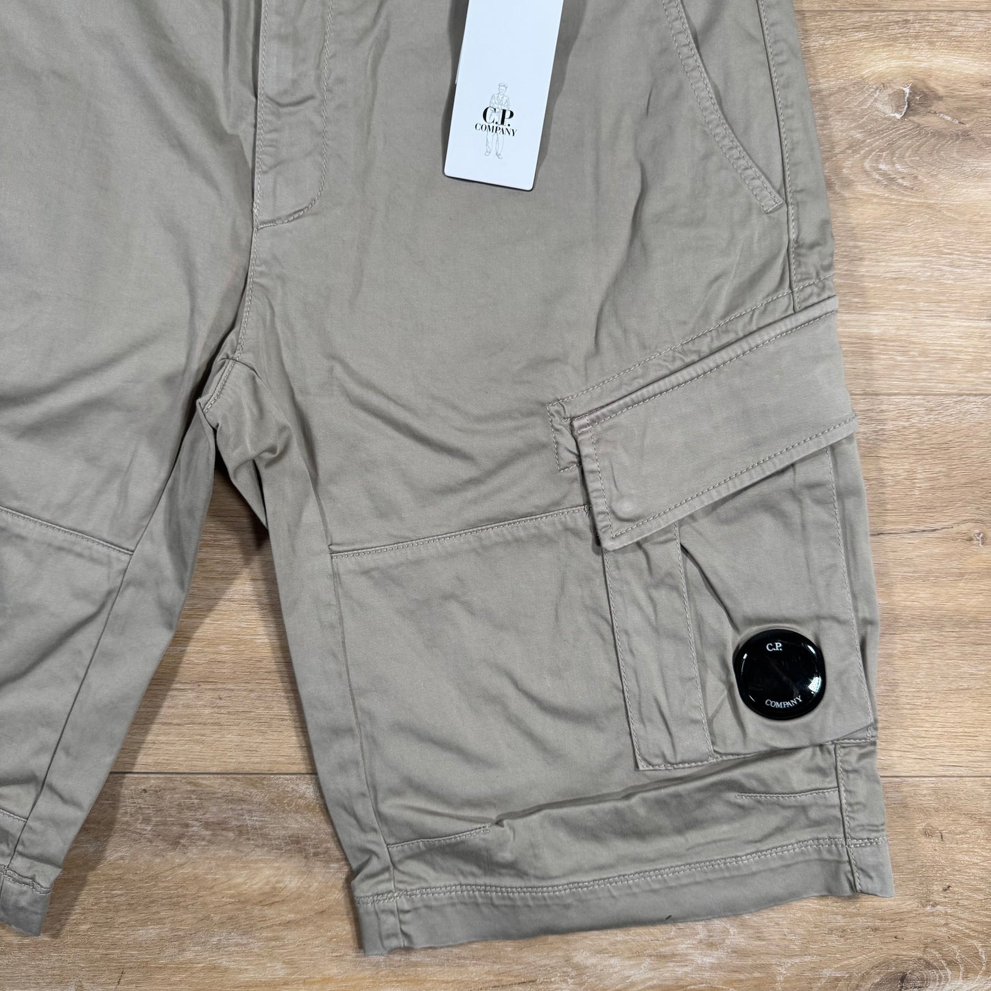 C.P. Company Stretch Sateen Lens Cargo Shorts in Vintage Khaki