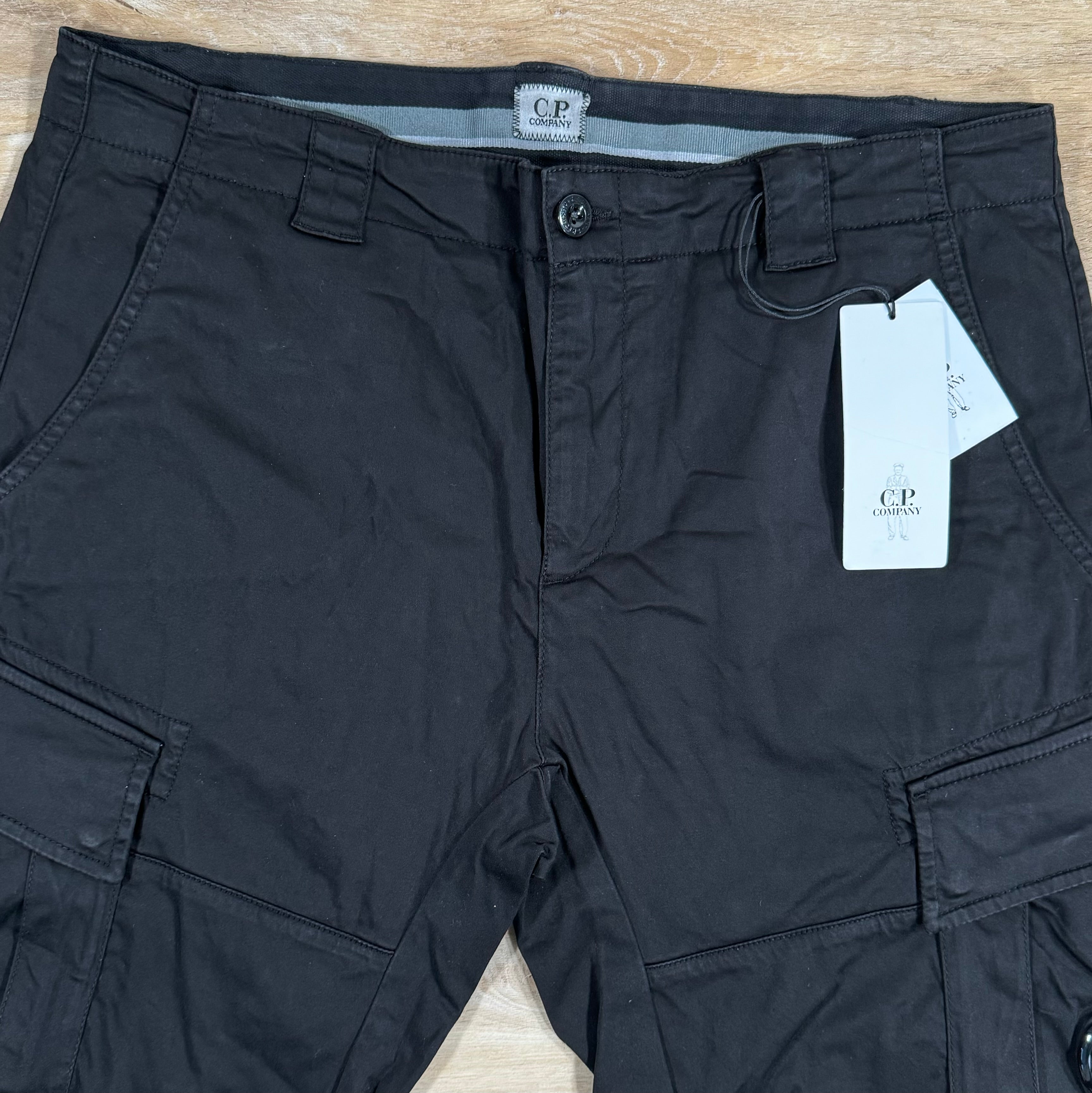 C.P. Company Stretch Sateen Cargo Lens Shorts in Black