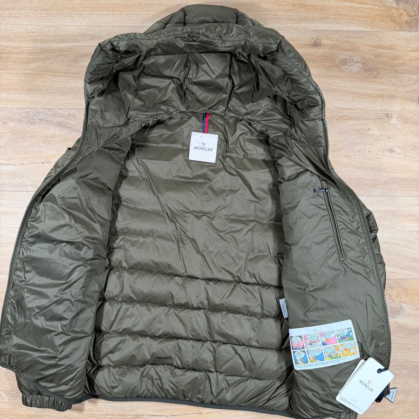 Moncler Najan Hooded Down Jacket in Green