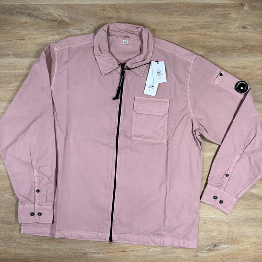 C.P. Company Organic Gabardine Lens Overshirt in Misty Rose - Pink