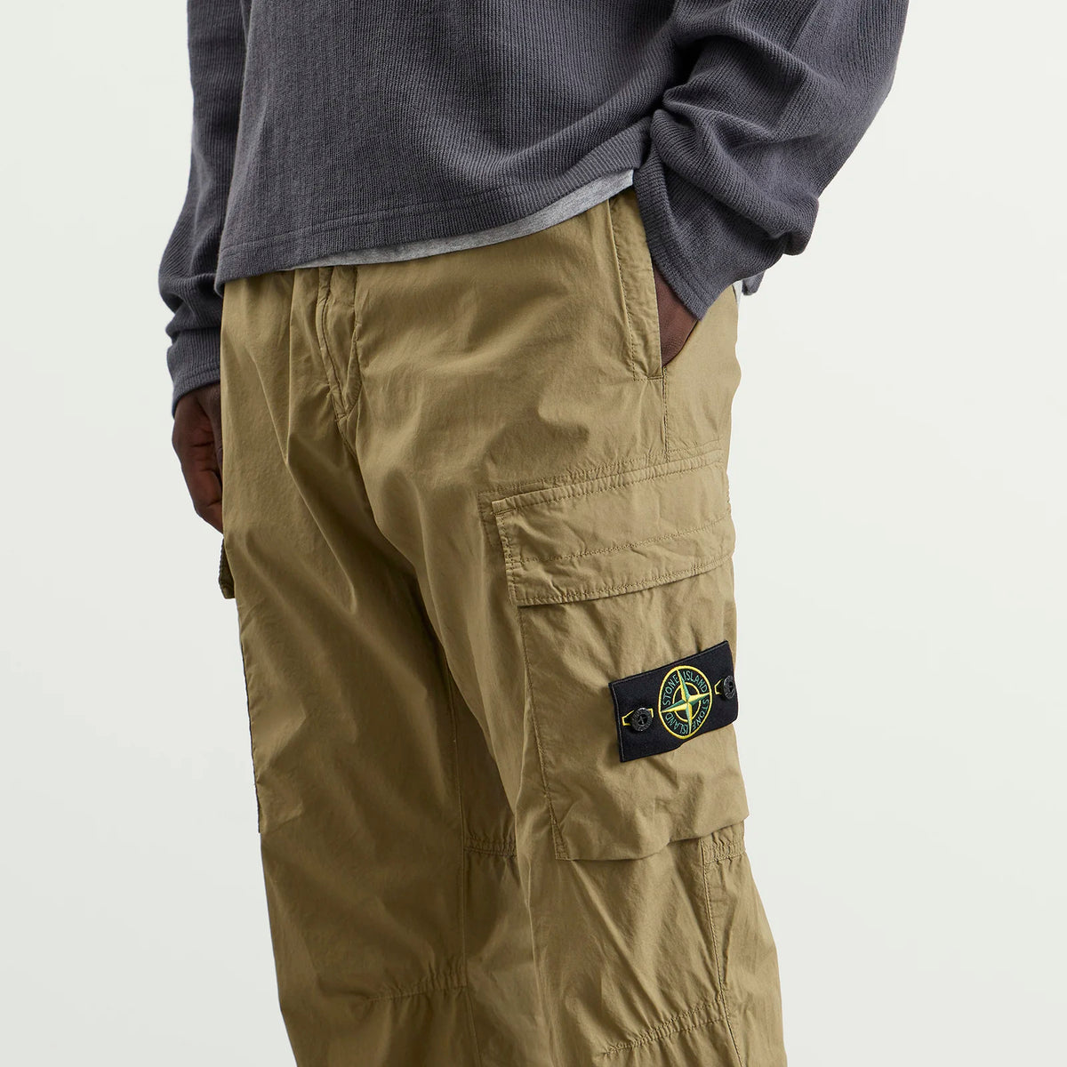 Stone Island Stretch Cotton Tela Paracadute Cargo Trousers in Military Green