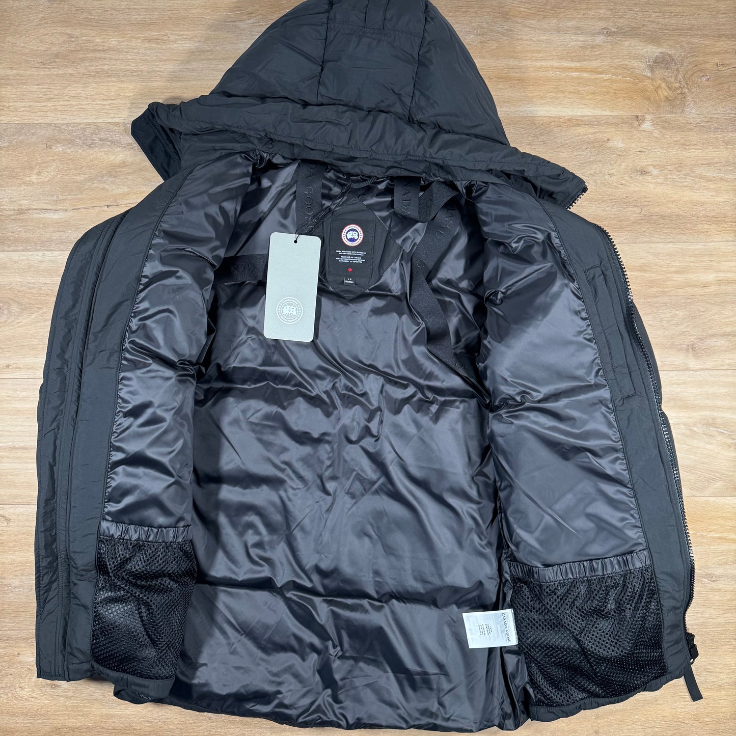 Canada Goose Lawrence Puffer Jacket in Black