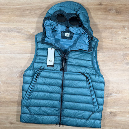 C.P. Company D.D. Shell Goggle Down Gilet in Aegean Blue