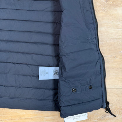 Stone Island Seamless Tunnel Nylon Down-TC Vest in Navy