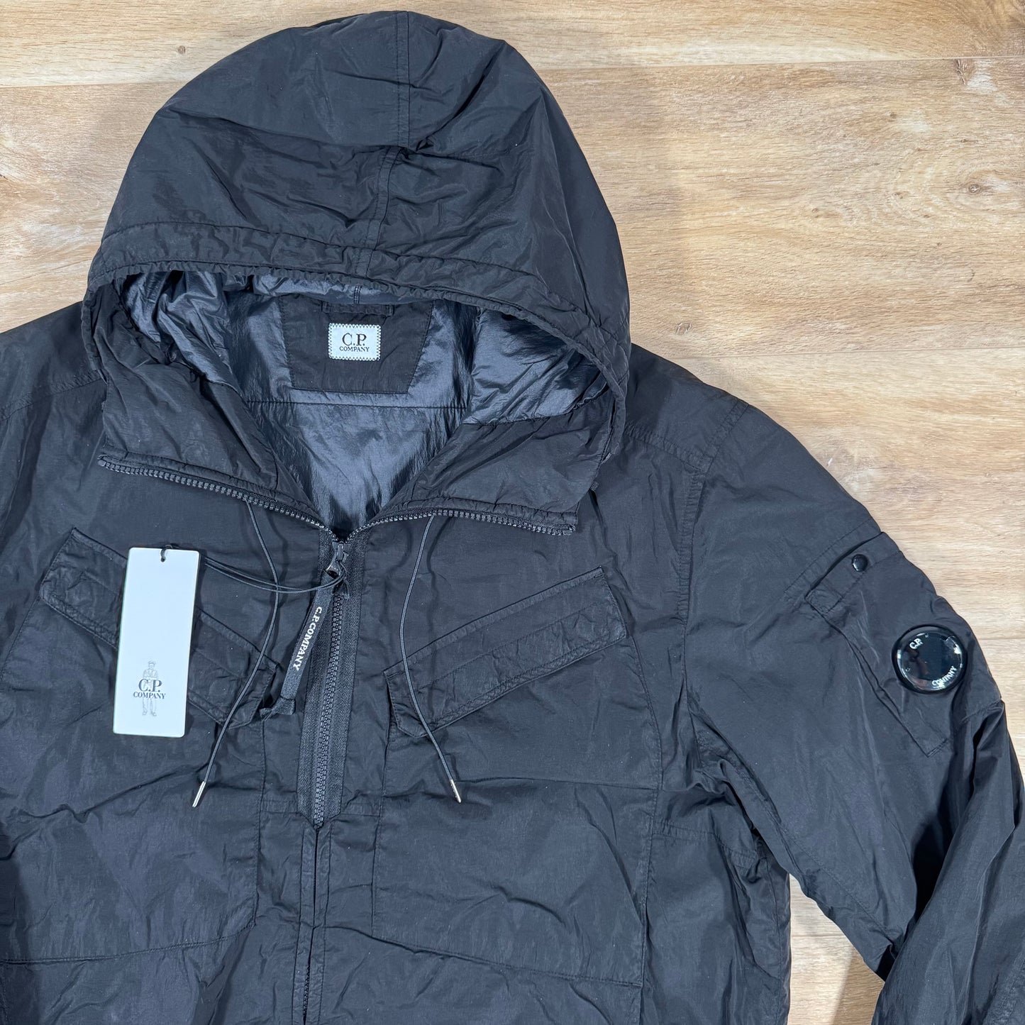 C.P. Company Chrome-R Hooded Zipped Lens Overshirt in Black