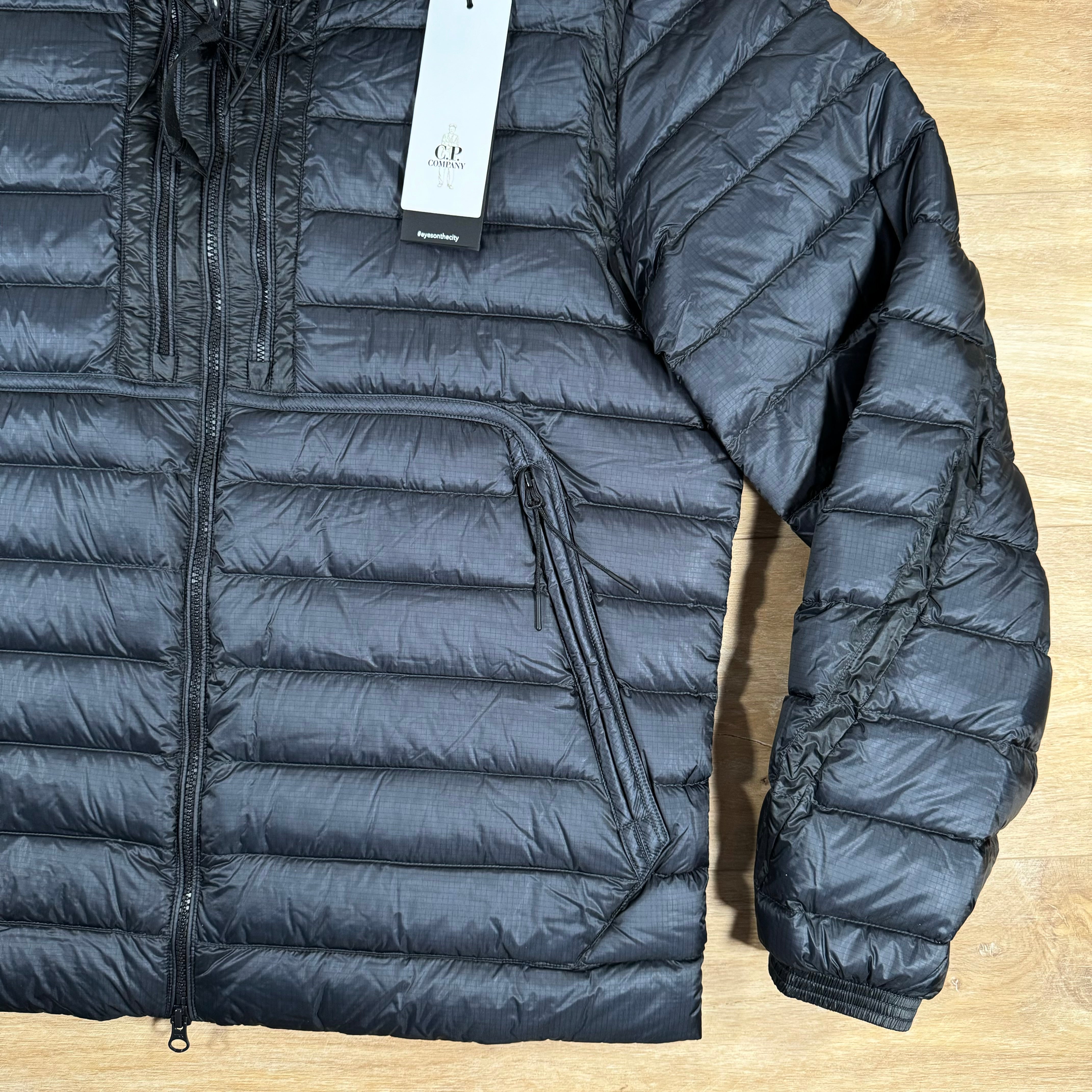 C.P. Company D.D. Shell Goggle Down Jacket in Navy – LABEL
