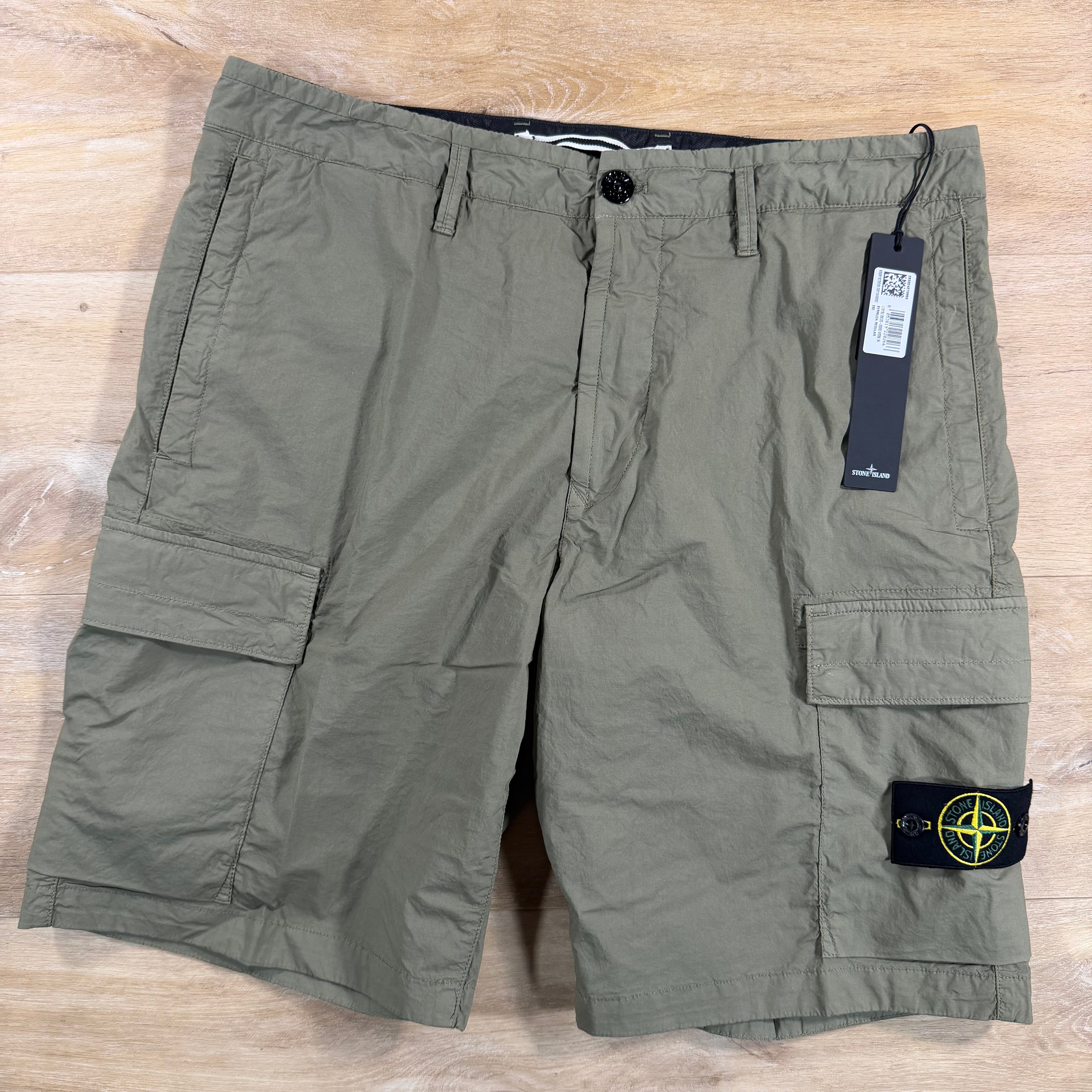 Stone Island Stretch Cotton Tela 'Paracadute' Cargo Bermuda Shorts in Military Green