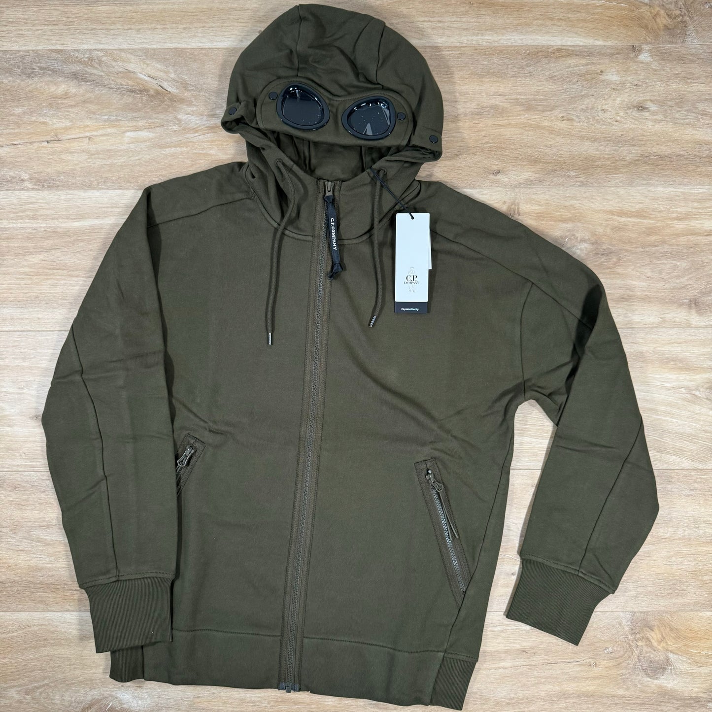 Company Diagonal Raised Zipped Goggle Hoodie in Ivy Green