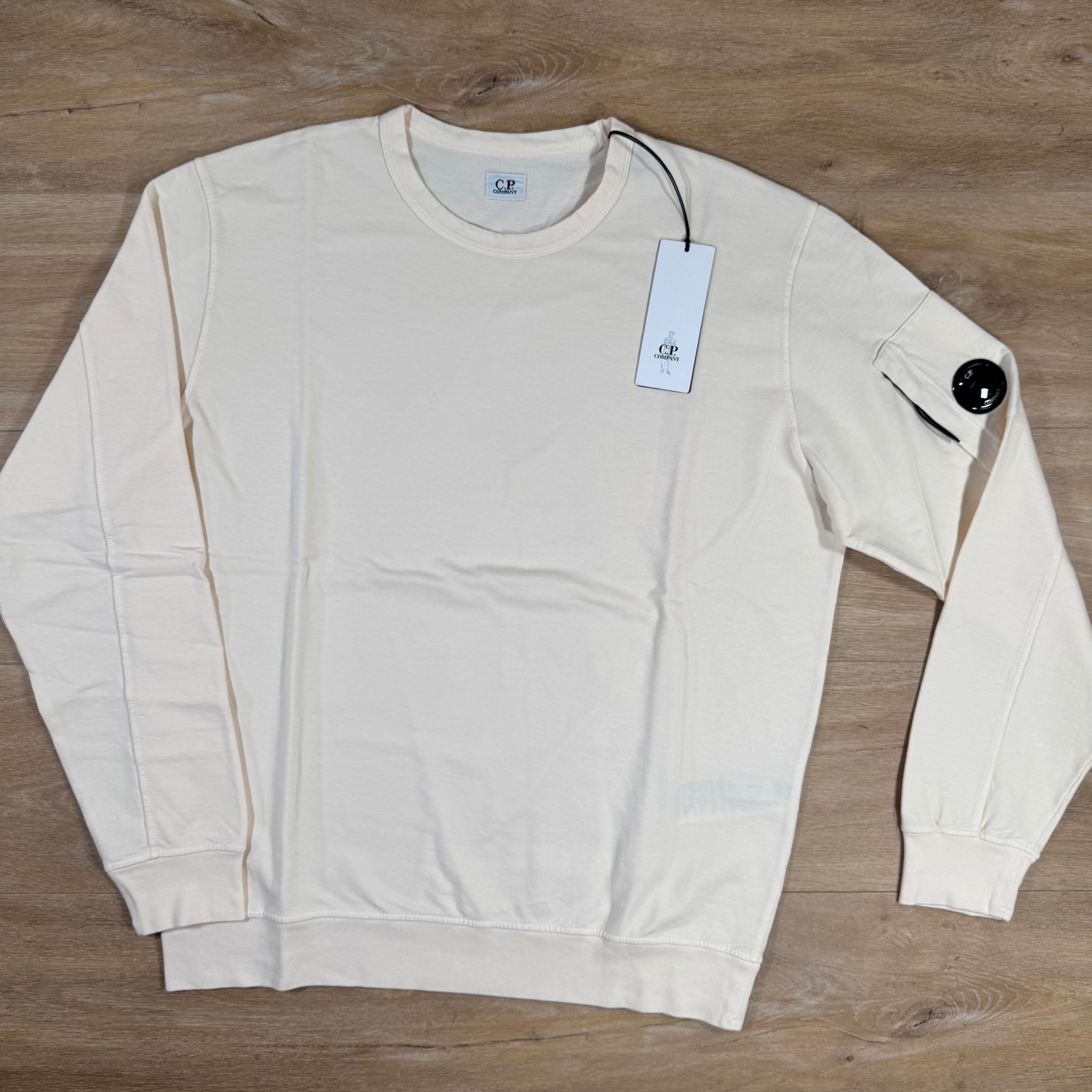 C.P. Company Light Fleece Crewneck Lens Sweatshirt in Pistachio
