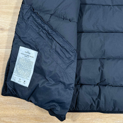 Stone Island Seamless Tunnel Nylon Down-TC Gilet in Navy