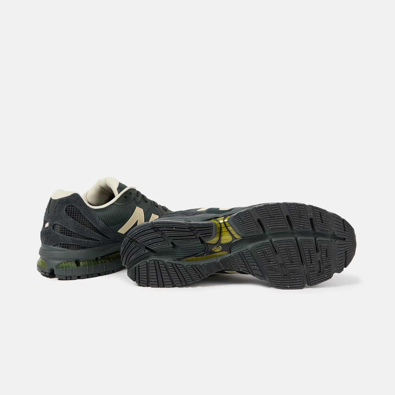 Stone Island | New Balance Abzorb 1890 Trainer in Juniper – Label
