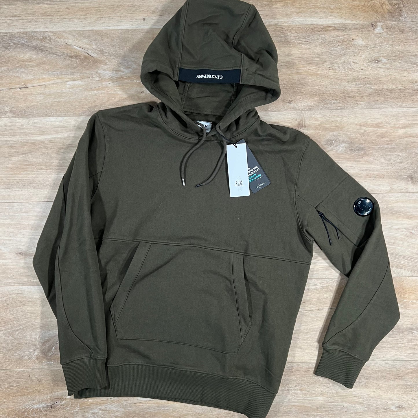 C.P. Company Diagonal Raised Lens Hoodie in Ivy Green