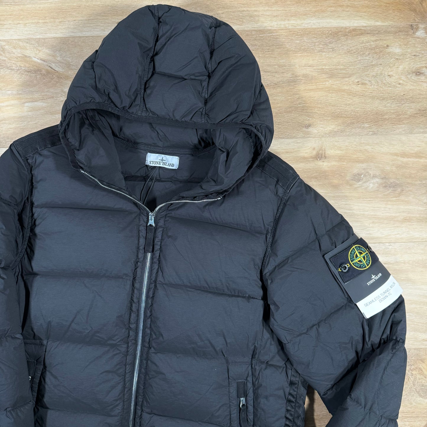 Stone Island Seamless Tunnel Nylon Down-TC Jacket in Black – LABEL MENSWEAR