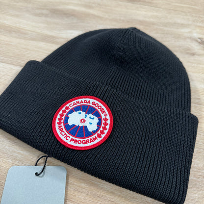 Canada Goose Arctic Disc Toque Beanie in Black