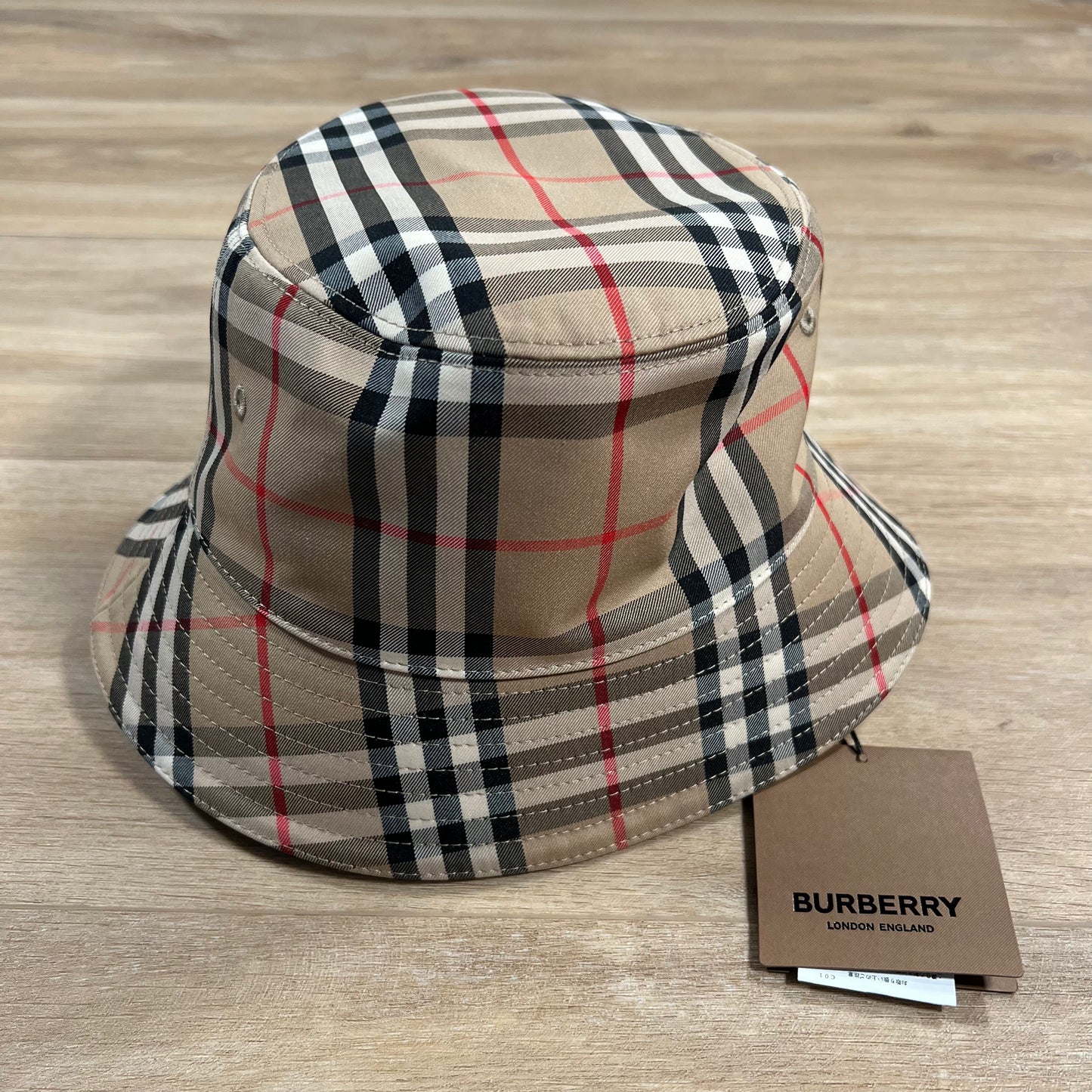 Burberry bucket hat dupe hot sale