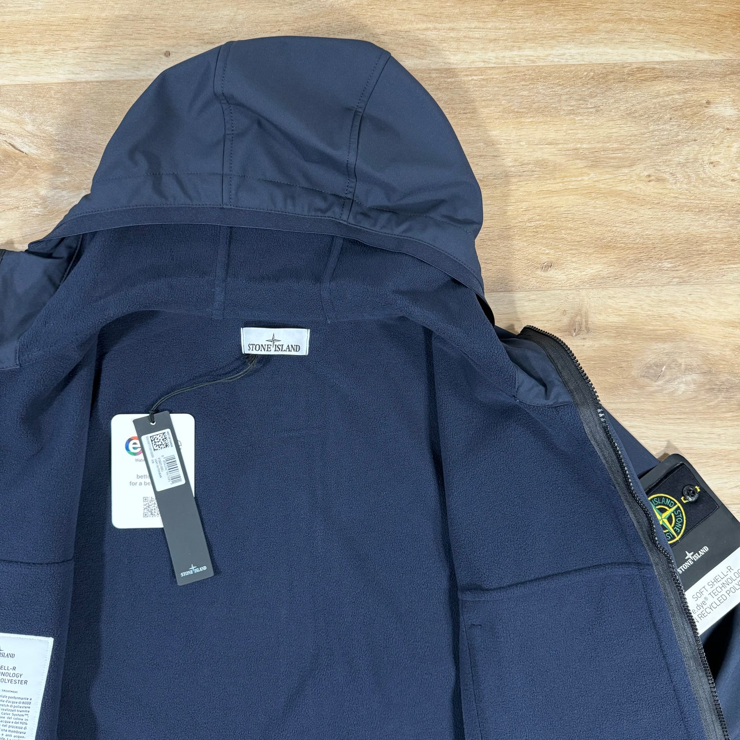 Stone Island Soft Shell-R Jacket in Navy