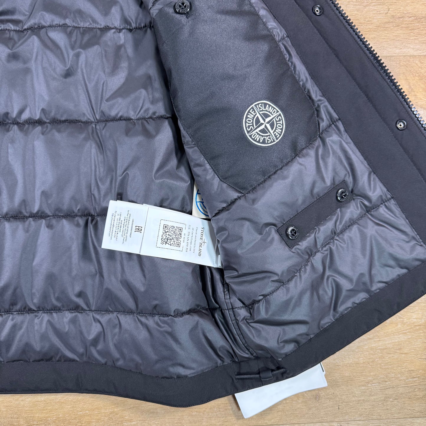 Stone Island Soft Shell-R Vest in Black