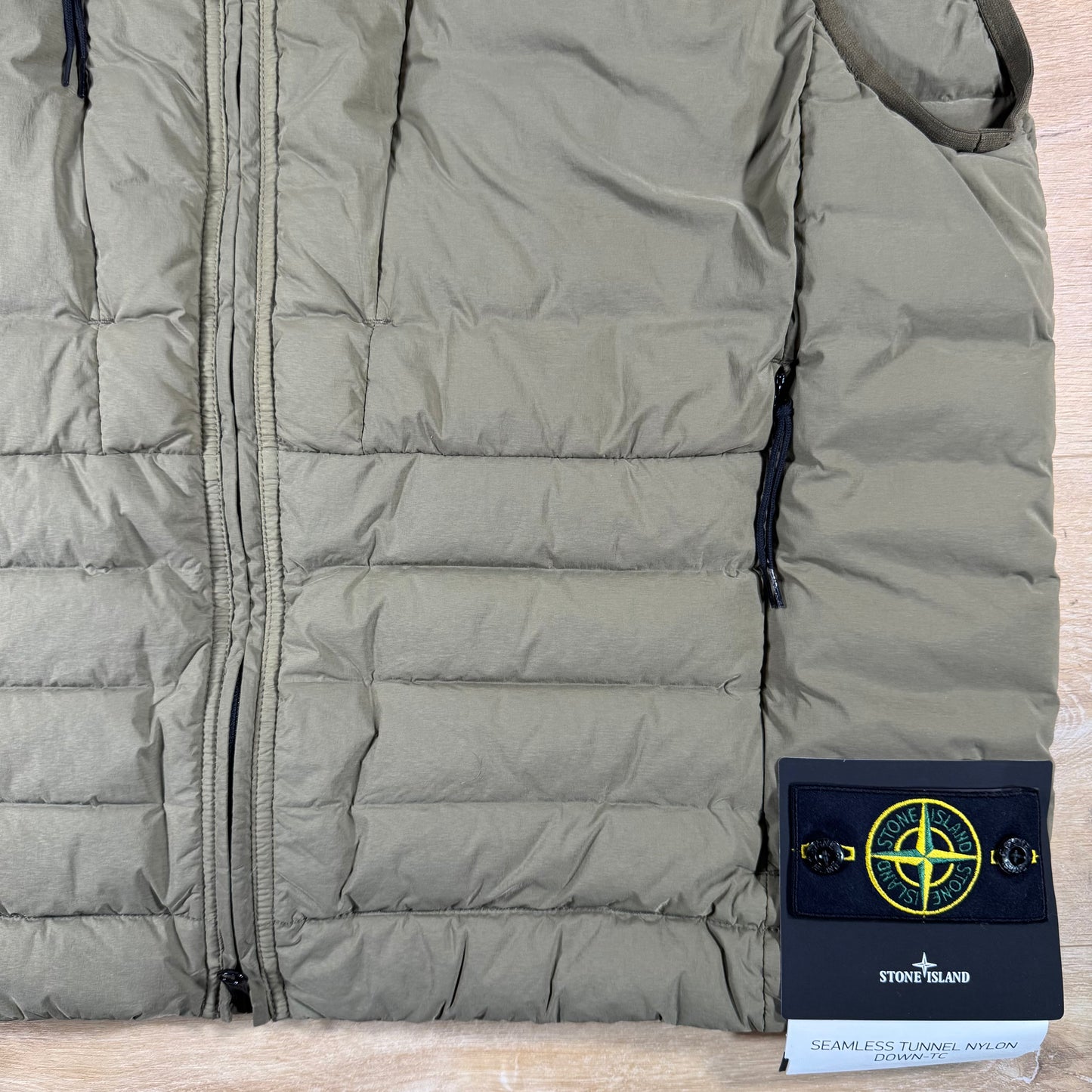 Stone Island Seamless Tunnel Nylon Down-TC Vest in Military Green