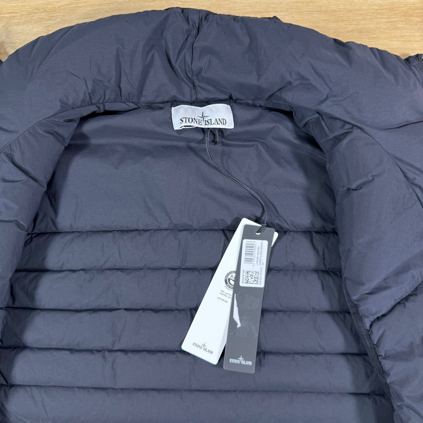 Stone Island Seamless Tunnel Nylon Down-TC Vest in Navy