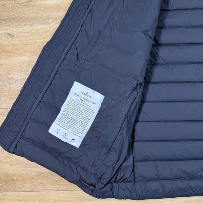 Stone Island Seamless Tunnel Nylon Down-TC Vest in Navy