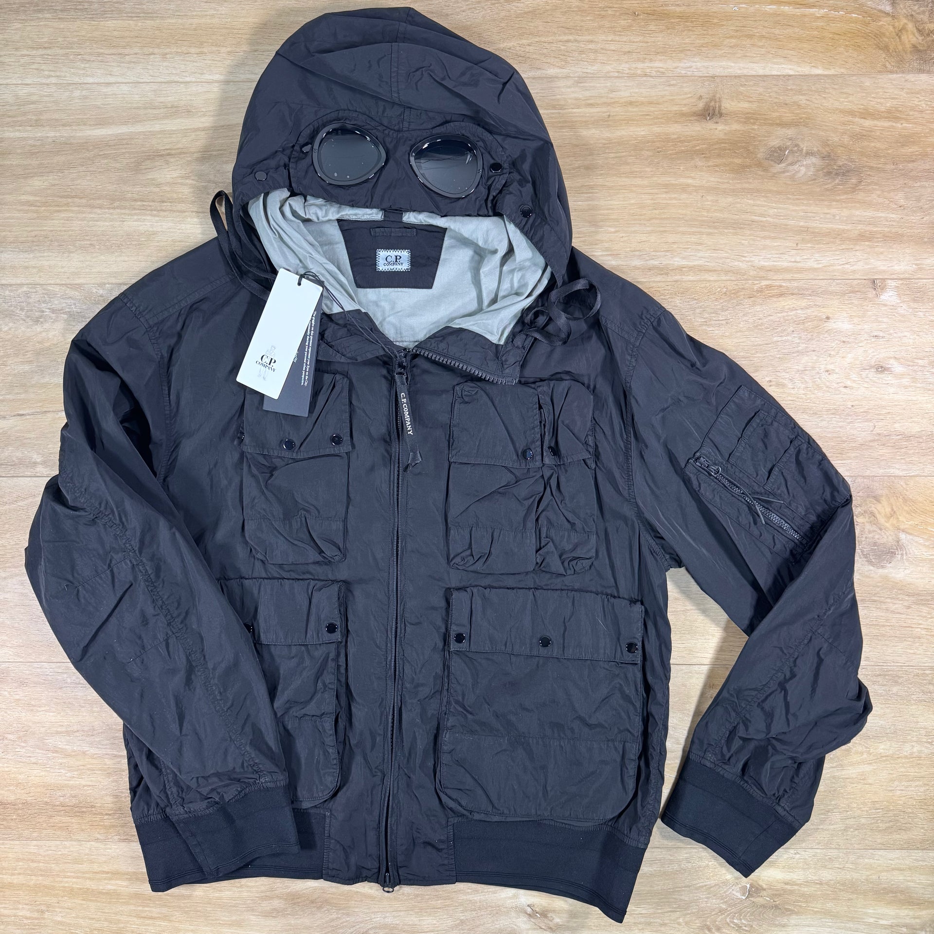 C.P. Company Chrome-R Goggle Jacket in Black – Label Menswear