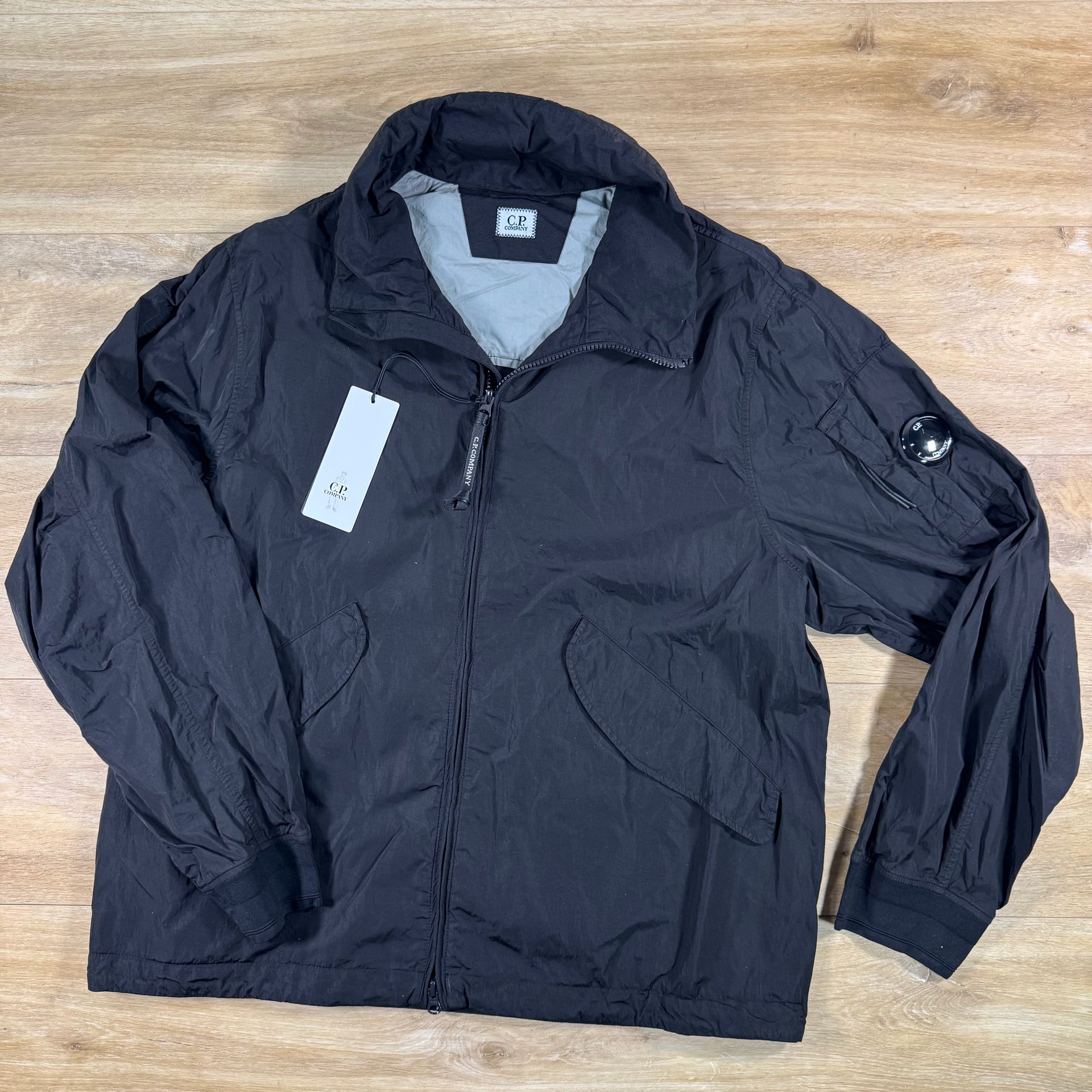 C.P. Company Chrome-R Lens Jacket in Black – Label Menswear