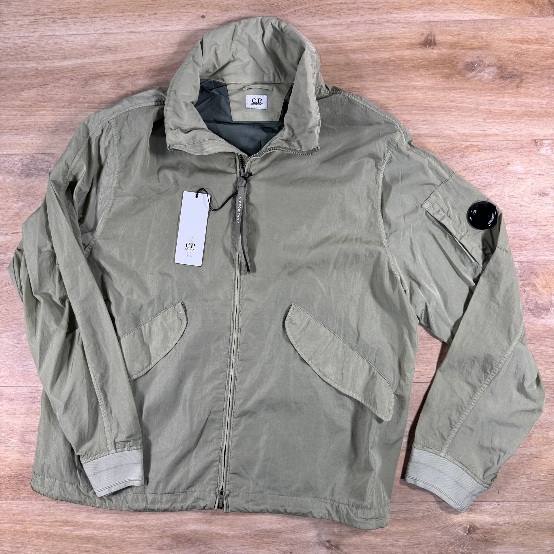 C.P. Company Chrome-R Lens Jacket in Moss Gray - Green – Label
