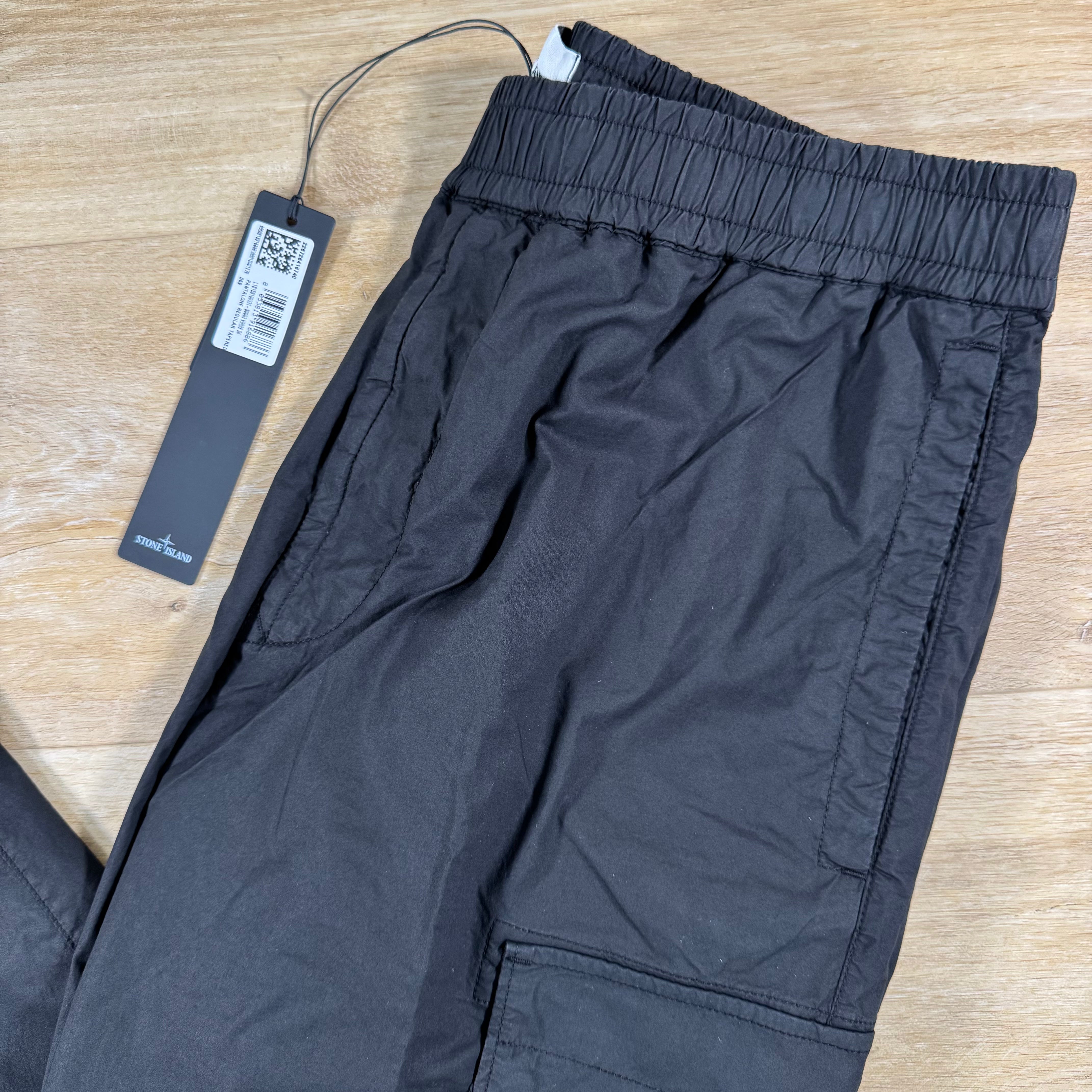 Stone Island Stretch Cotton Tela 'Paracadute' Cargo Pants in Black