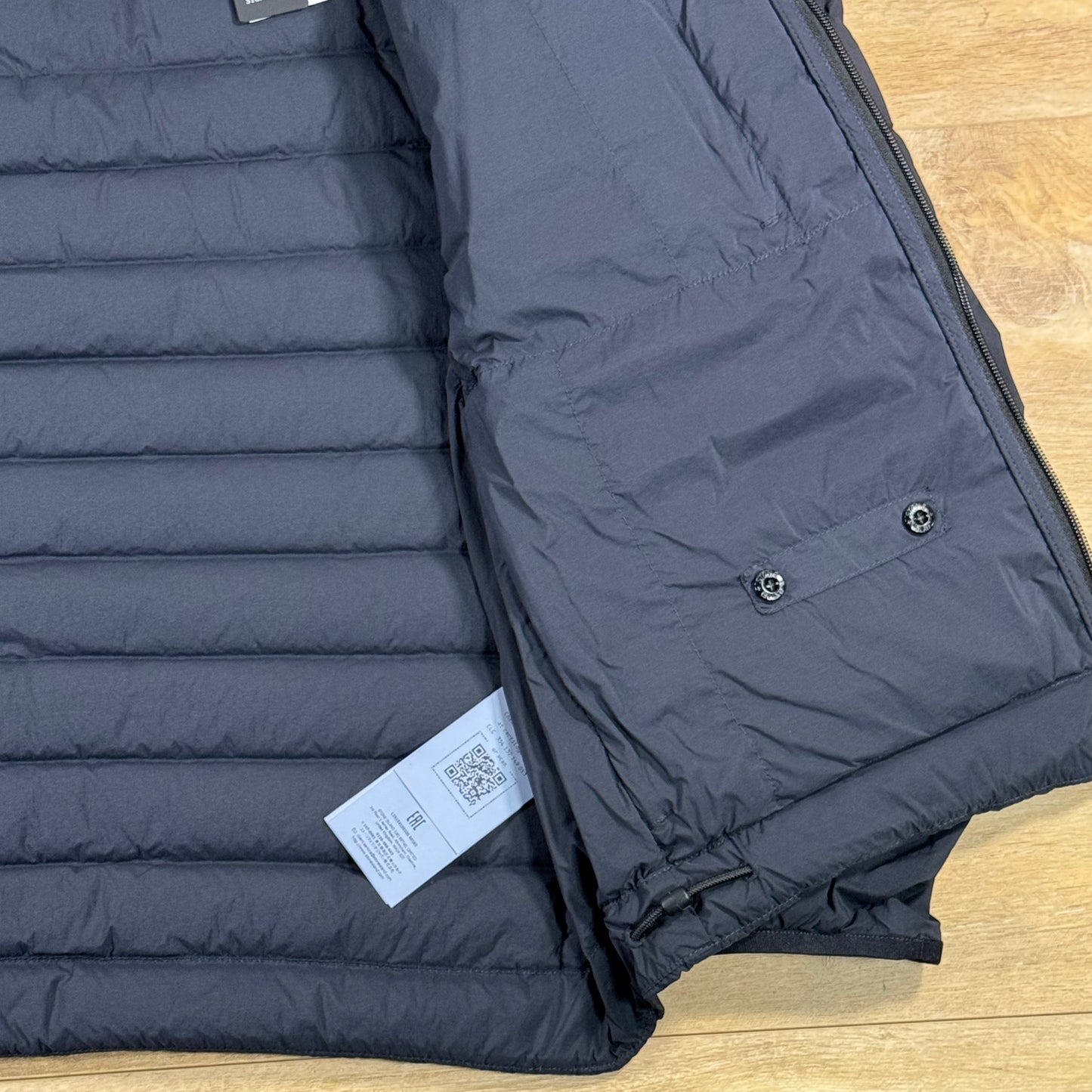 Stone Island Seamless Tunnel Down-TC Stand Collar Jacket in Navy