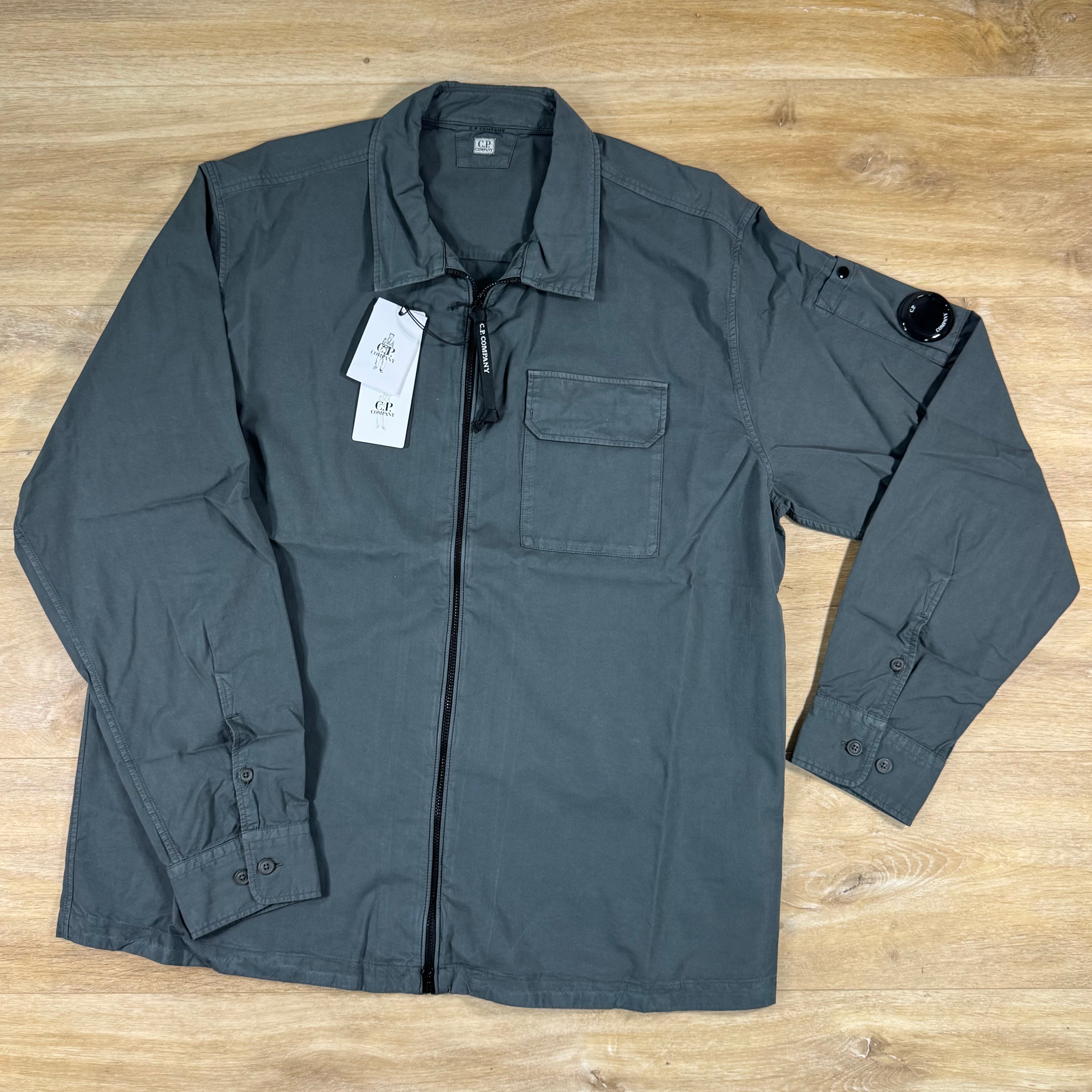 C.P. Company Organic Gabardine Lens Overshirt in Gunmetal - Grey