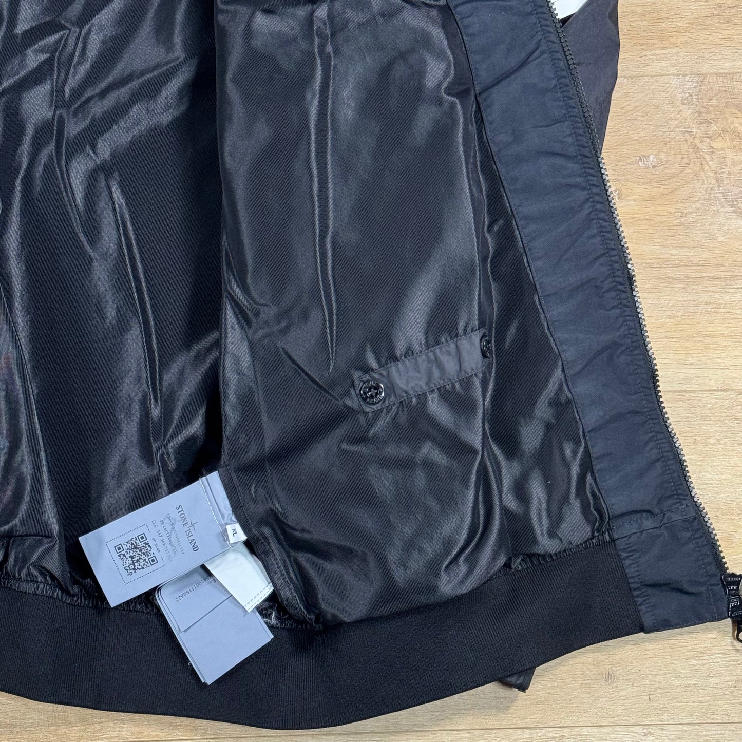 Stone Island Crinkle Reps NY Jacket in Black