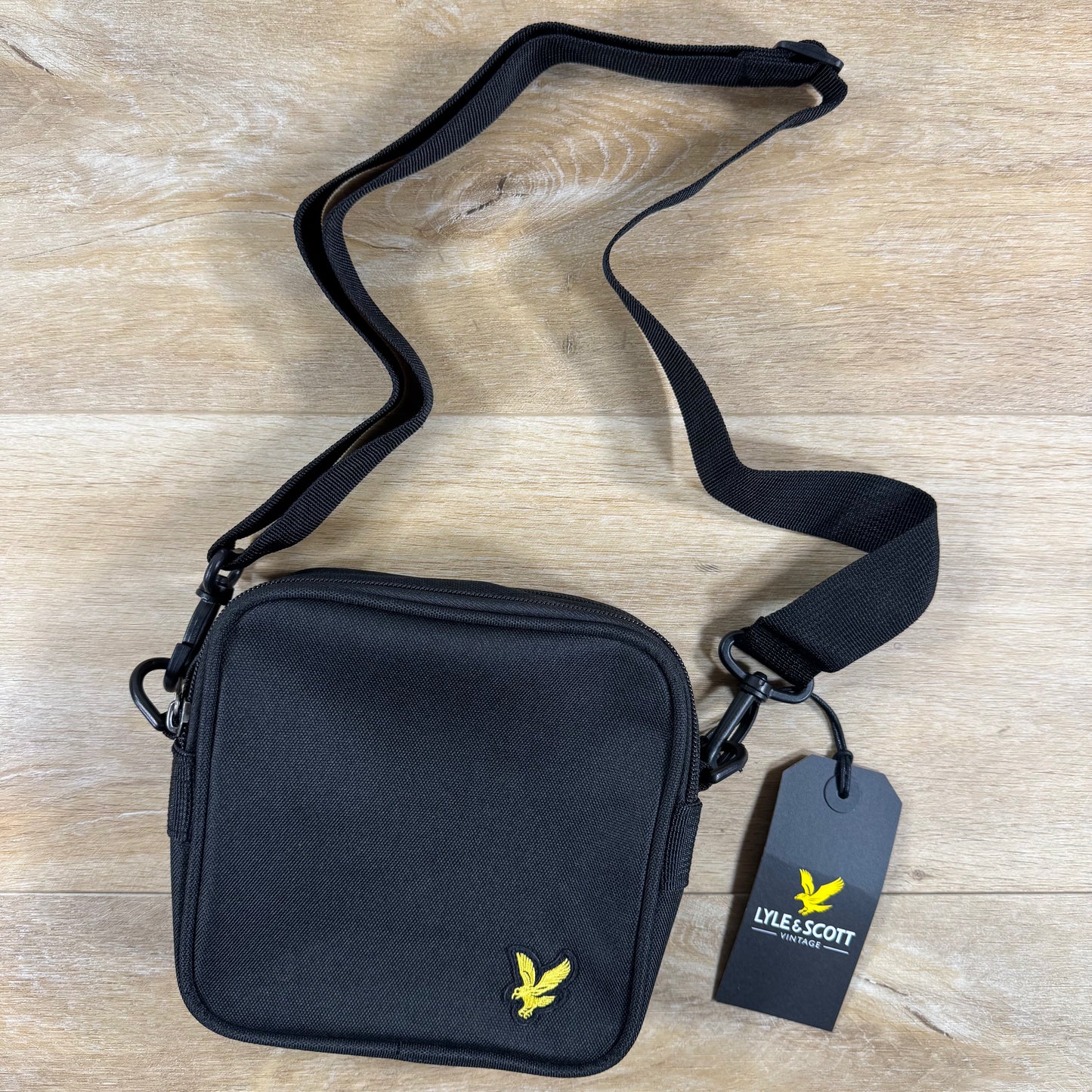 Lyle & Scott Crossbody Bag in Black