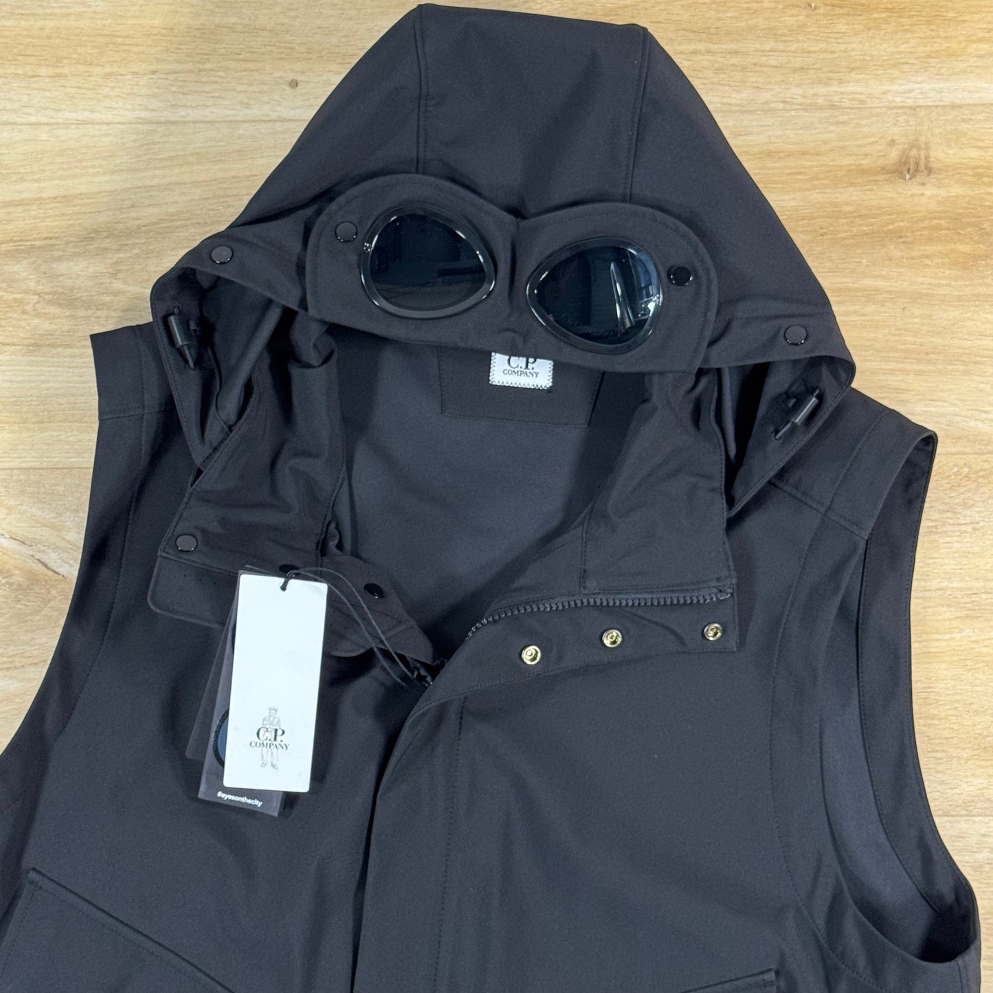 C.P. Company Shell-R Goggle Gilet in Black