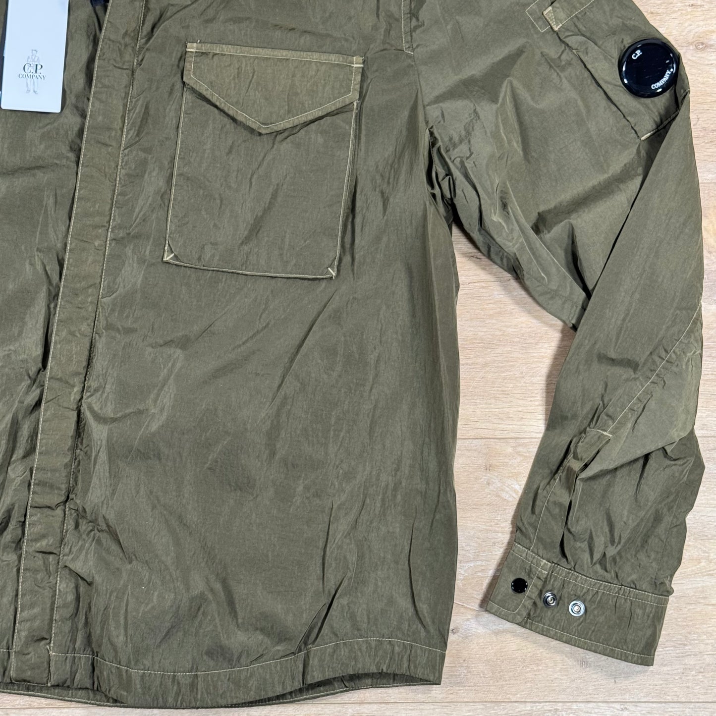 C.P. Company Chrome-R Lens Overshirt in Ivy Green