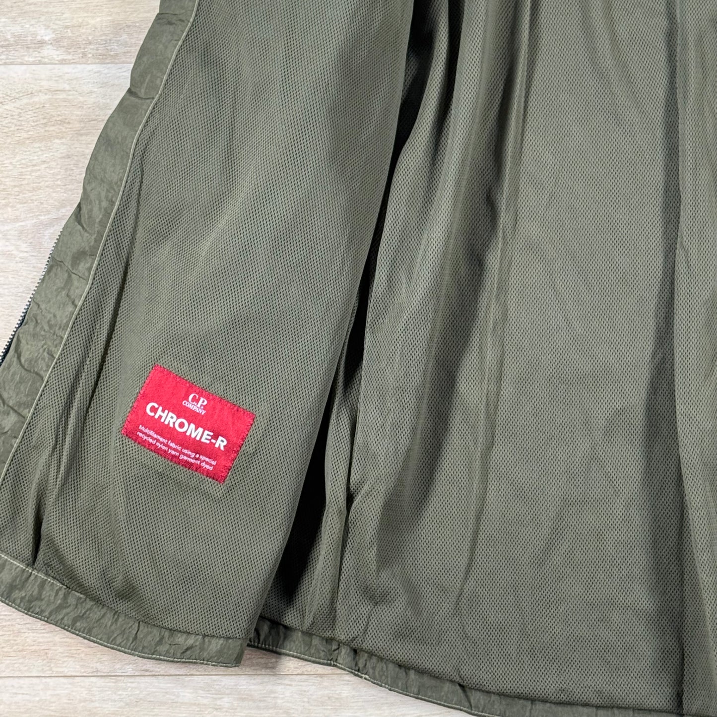 C.P. Company Chrome-R Lens Overshirt in Ivy Green