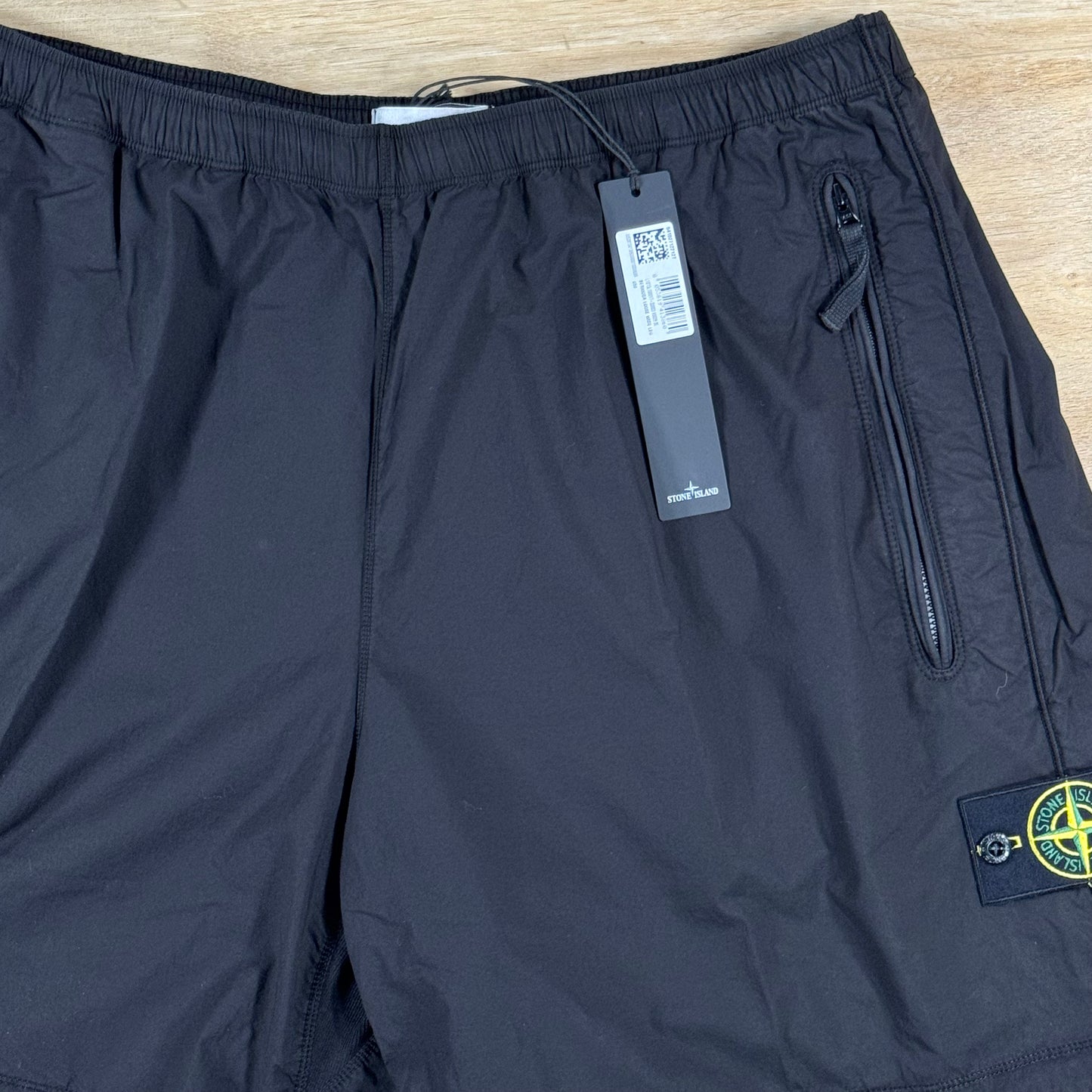 Stone Island Stretch Cotton Tela 'Paracadute' Wide-Leg Shorts in Black