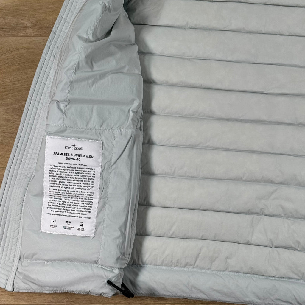 Stone Island Seamless Tunnel Nylon Down-TC Vest in Sky Blue