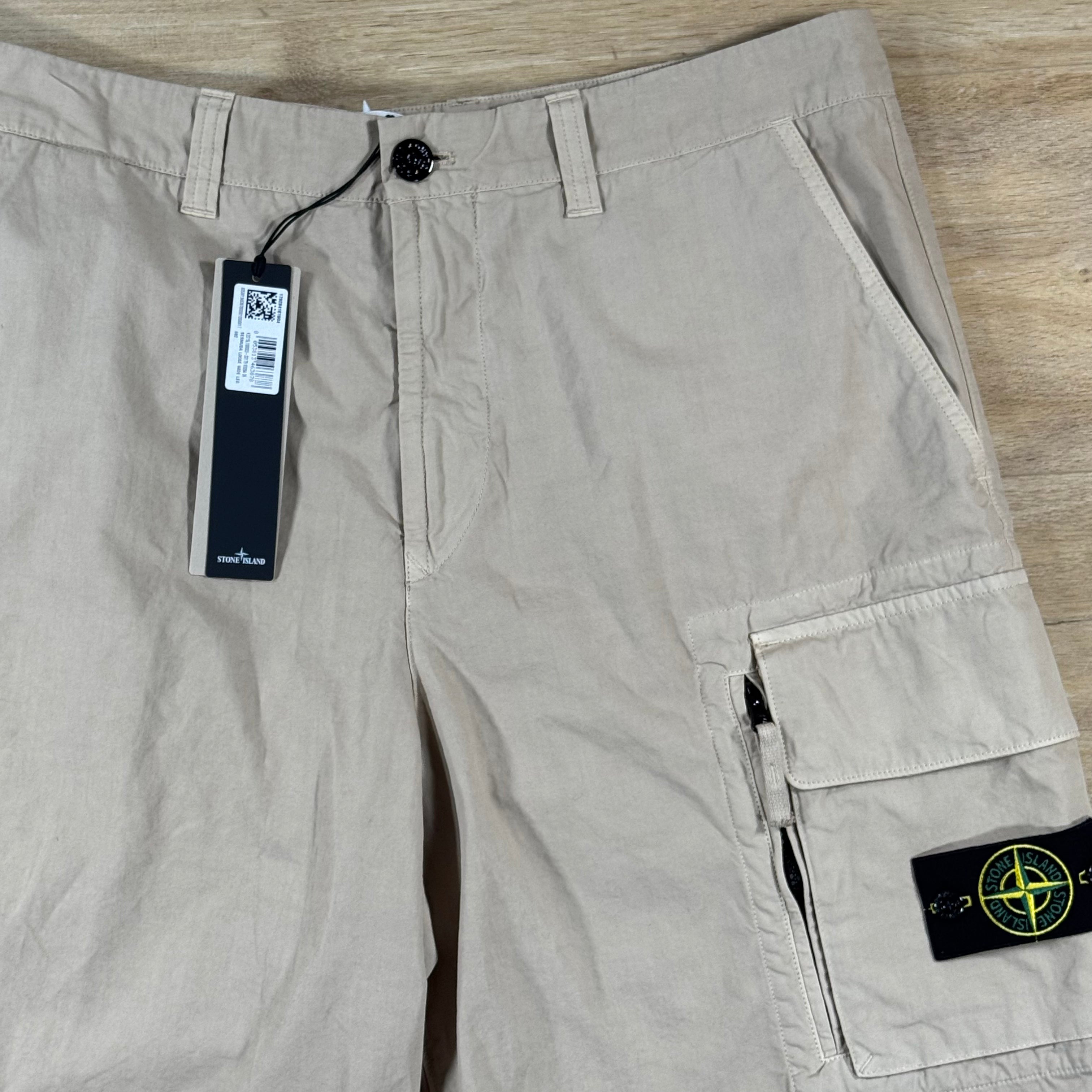 Stone Island Canvas Weave Wide-Leg Loose Fit Cargo Shorts in Desert
