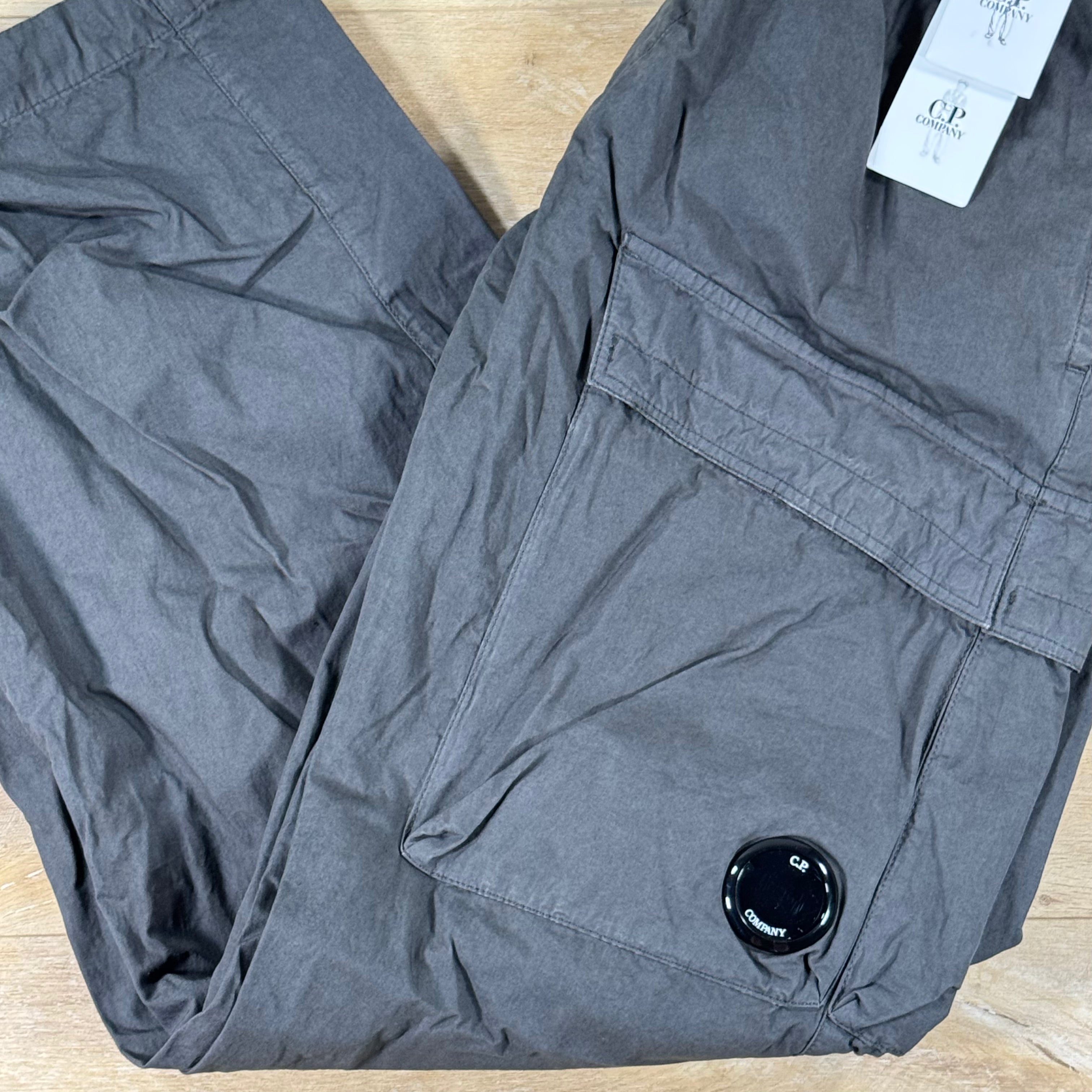 C.P. Company Micro-Reps Boxy Lens Pants in Gunmetal - Grey