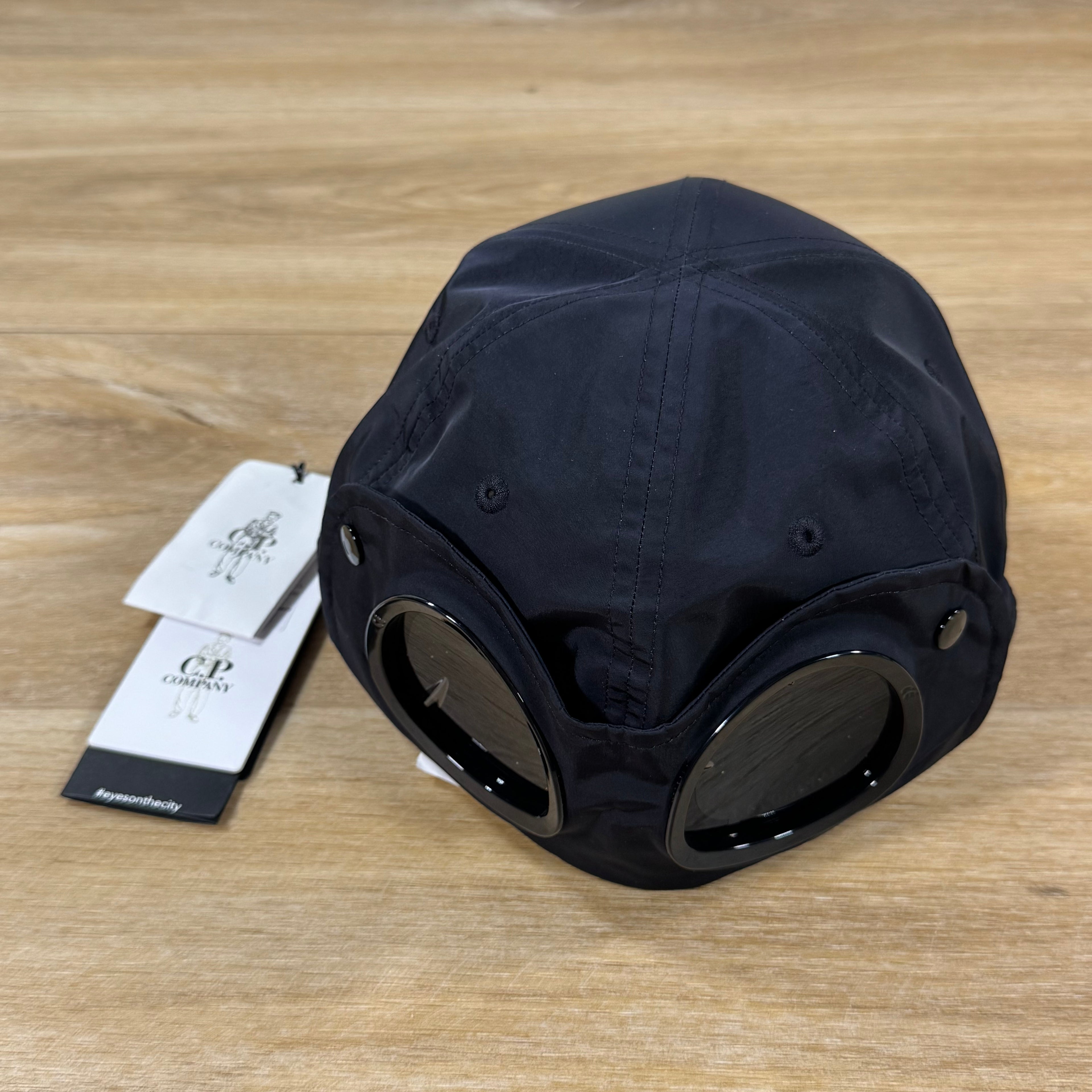 C.P. Company Chrome-R Goggle Cap in Navy