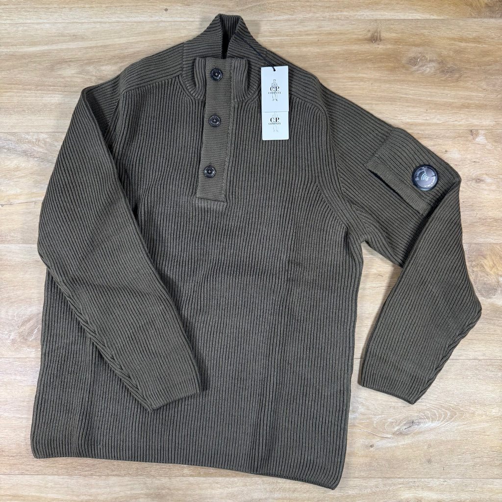C.P. Company Full Rib Cotton Half Button Lens Sweater in Ivy Green