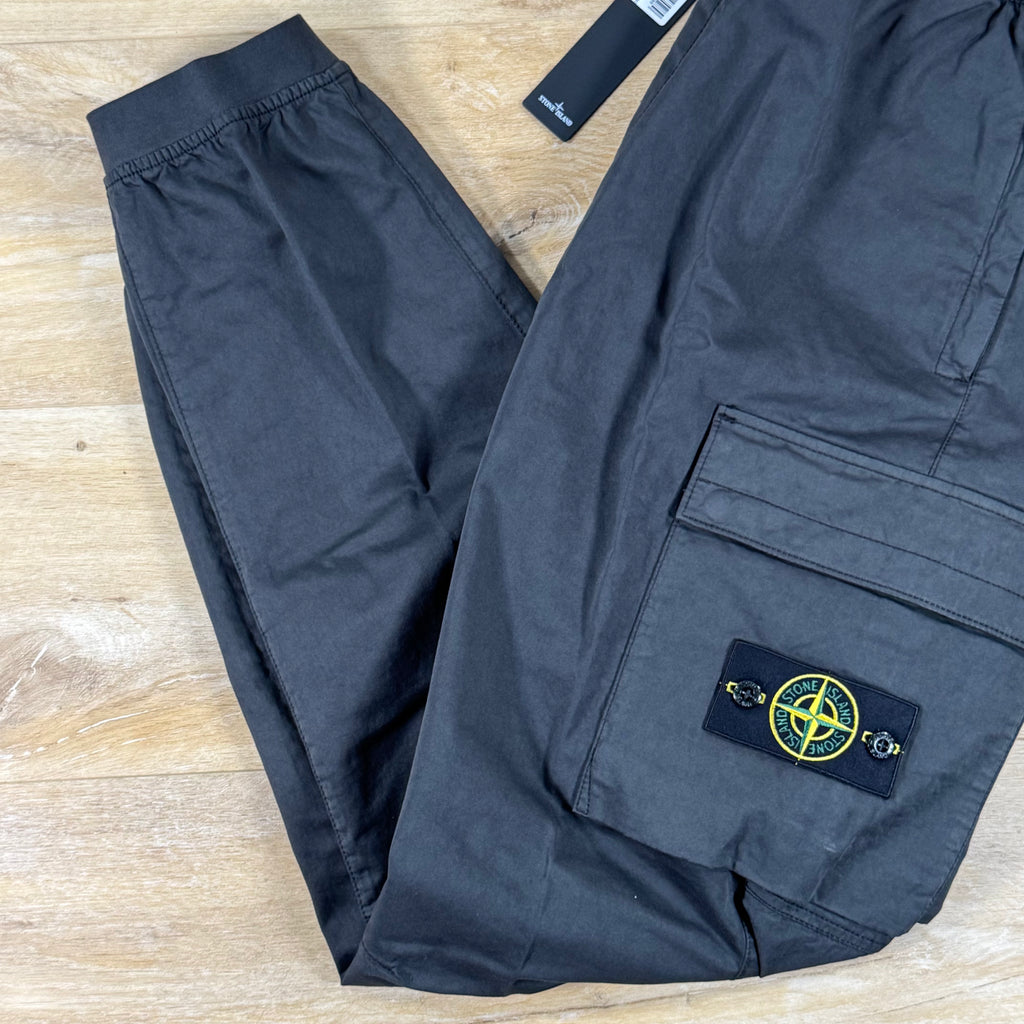 Stone Island Regular-Tapered-Fit Cargo Trousers in Lead Grey