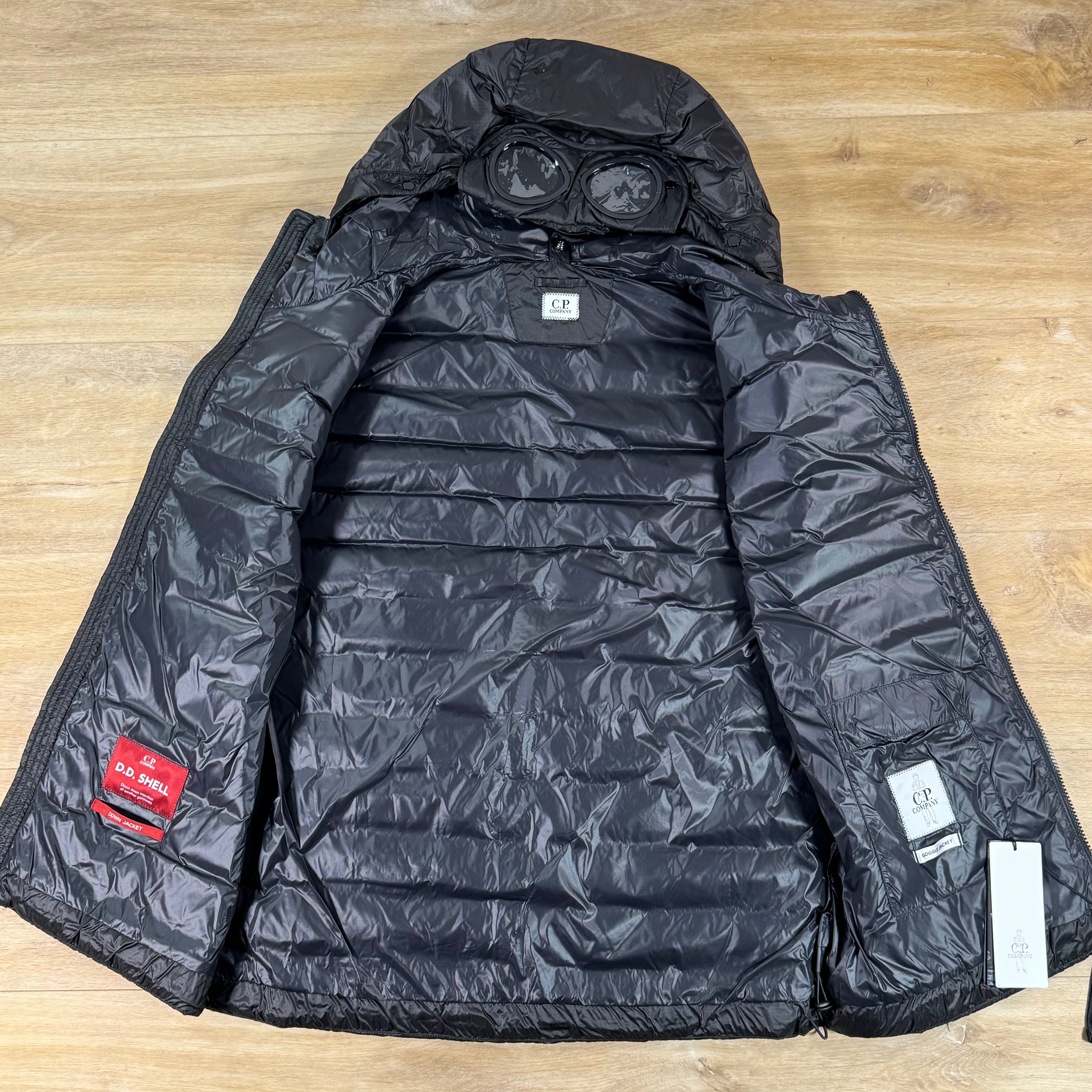 C.P. Company D.D. Shell Goggle Down Gilet in Black