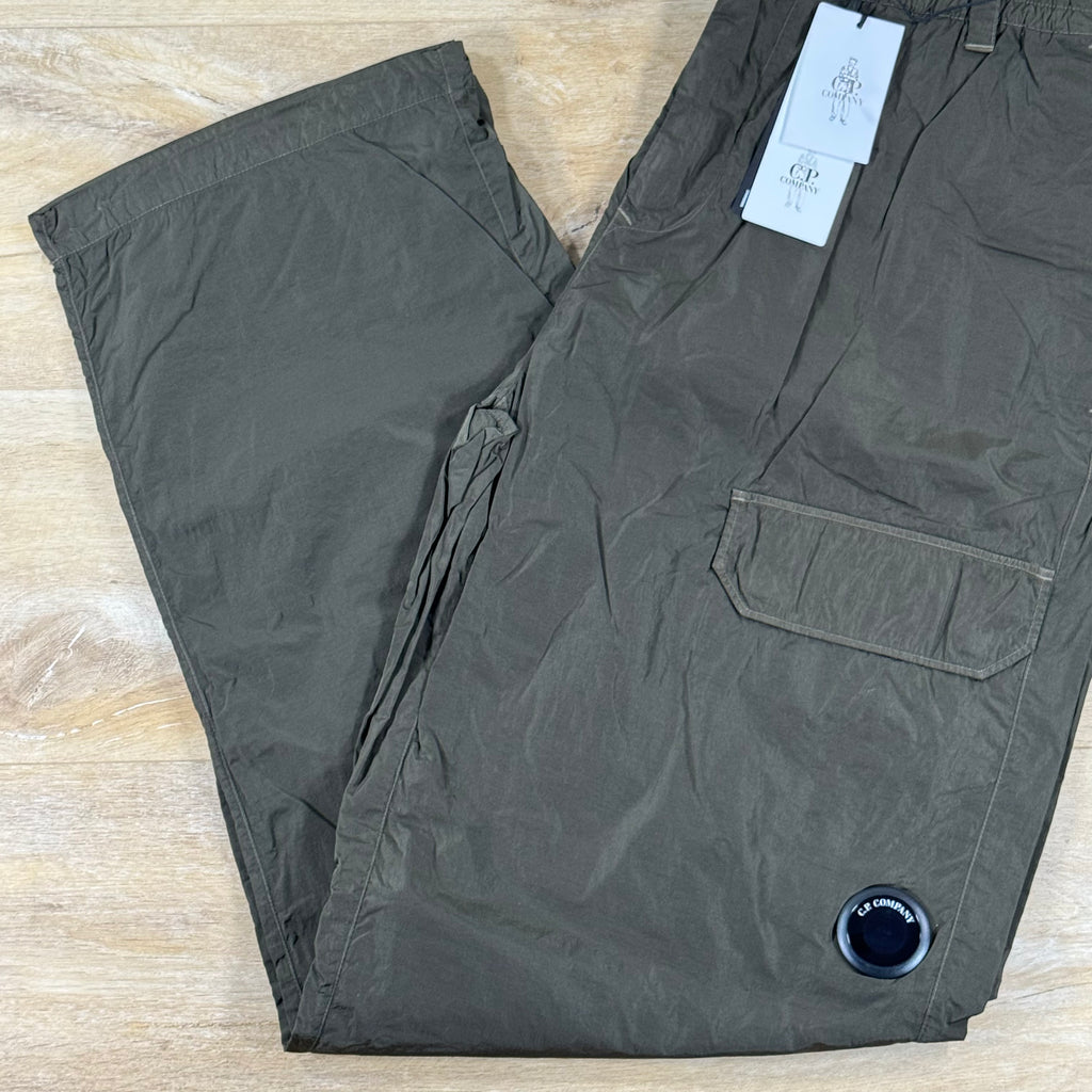 C.P. Company Chrome-R Regular Lens Cargo Pants in Ivy Green